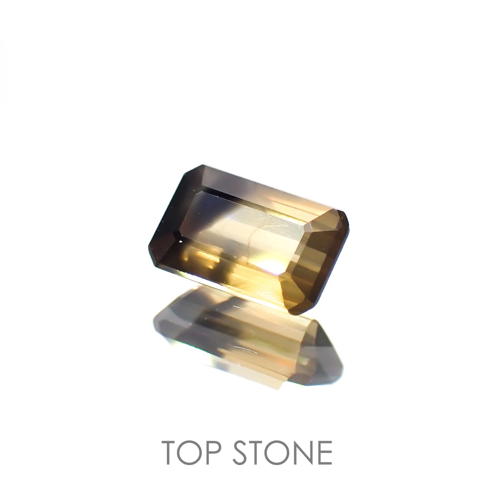 バイカラークリソベリル(宝石名バイカラー・クリソベリル)マダガスカル産 0.79ct 識別済[220114195]6.4x4mm前後