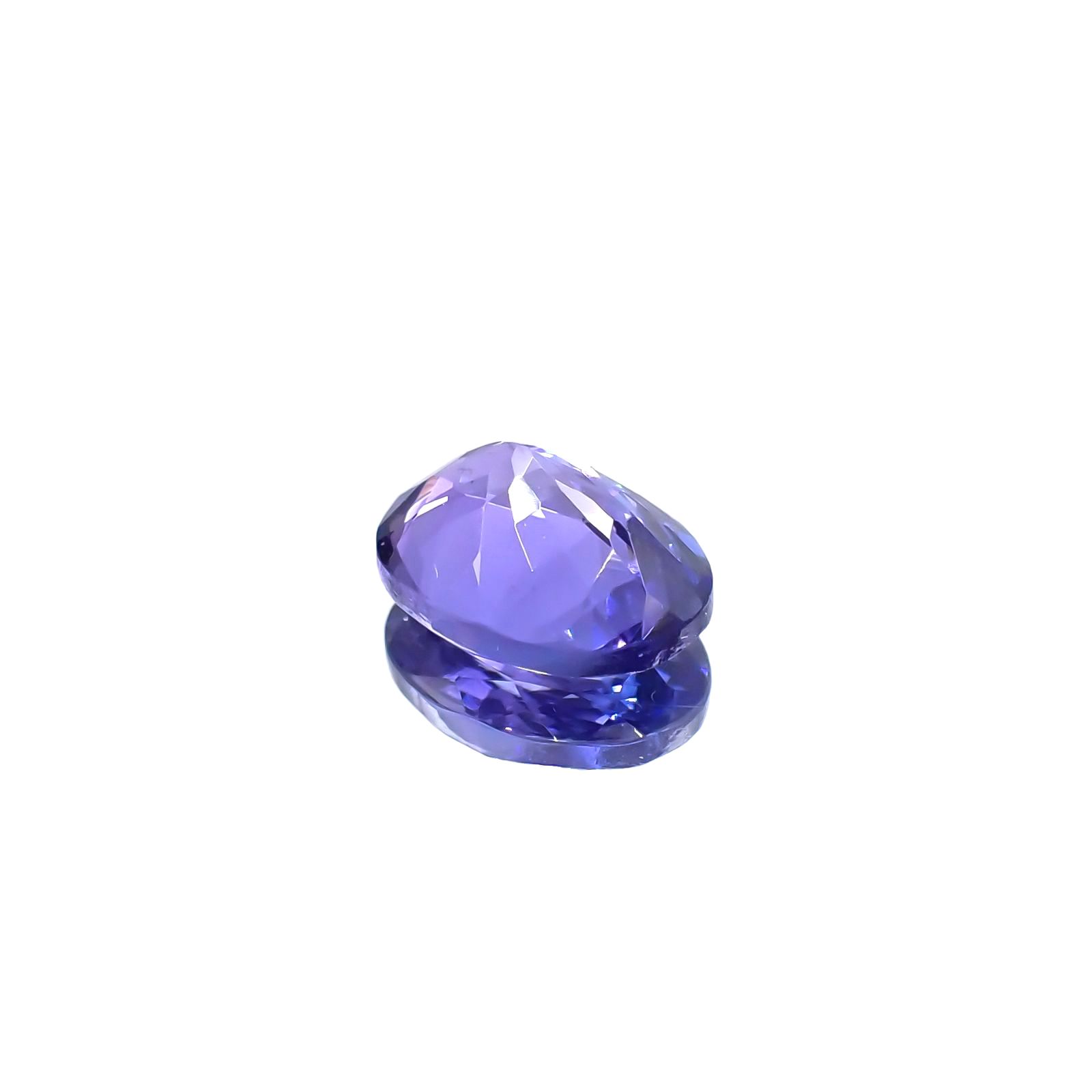 タンザナイト(宝石名タンザナイト) タンザニア産 1.37ct 識別済[210711841]8.1×6mm前後