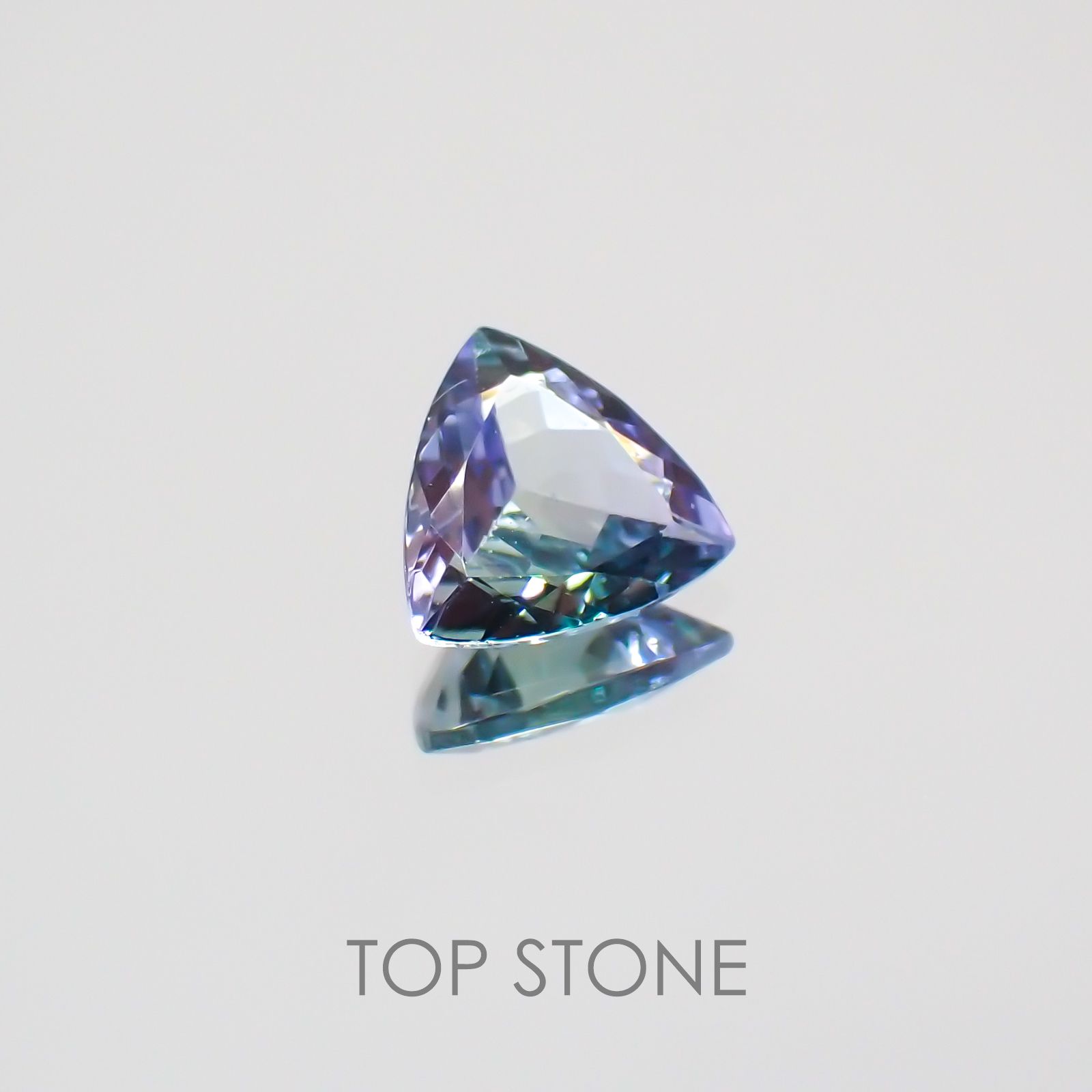 パーティーカラータンザナイト タンザニア産 ルース 0.61ct[210210053]6×6mm前後