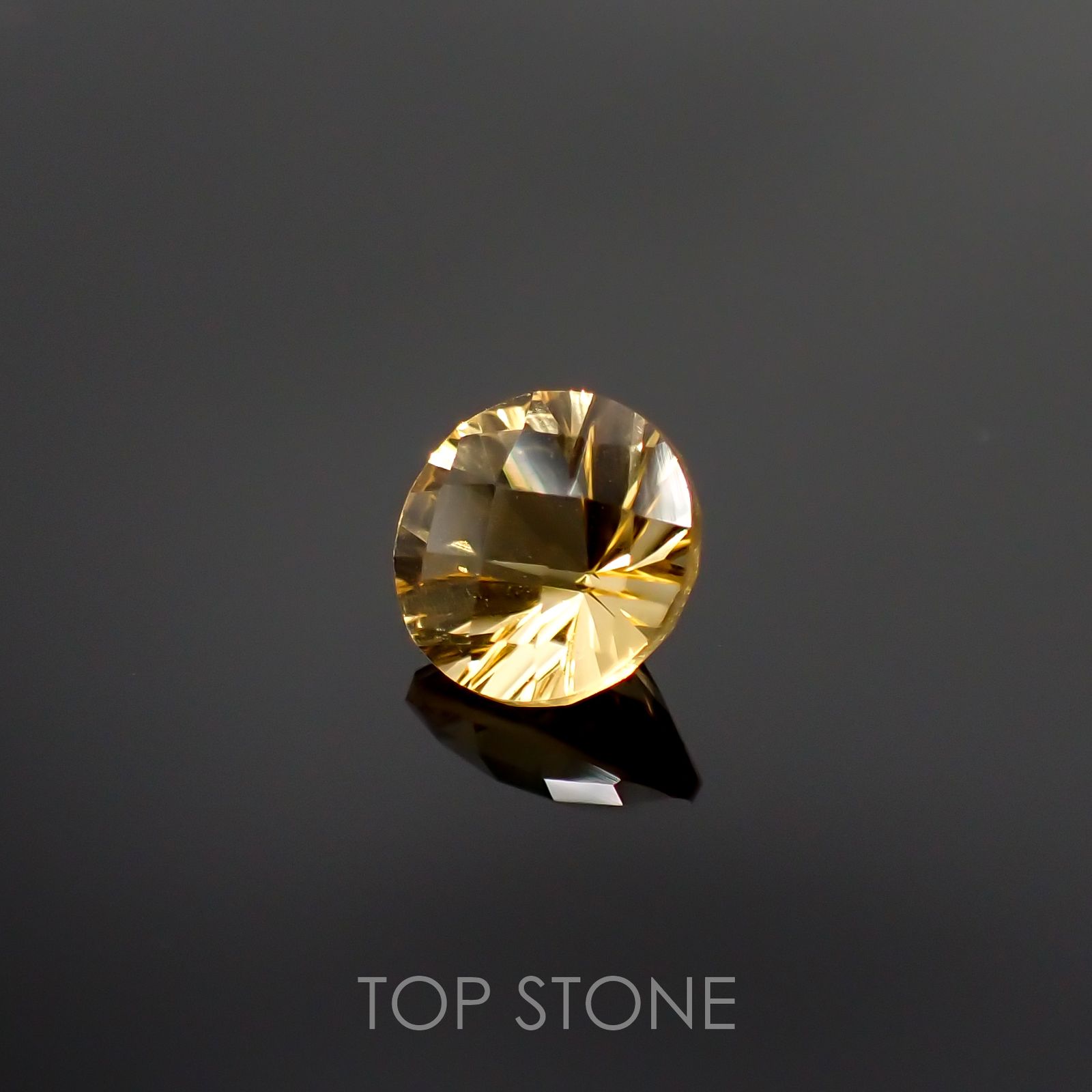 ◇チェッカーコンケーブカット◇シトリン(宝石名シトリン) ブラジル産 1.17ct 識別済[210913026]7×7mm前後