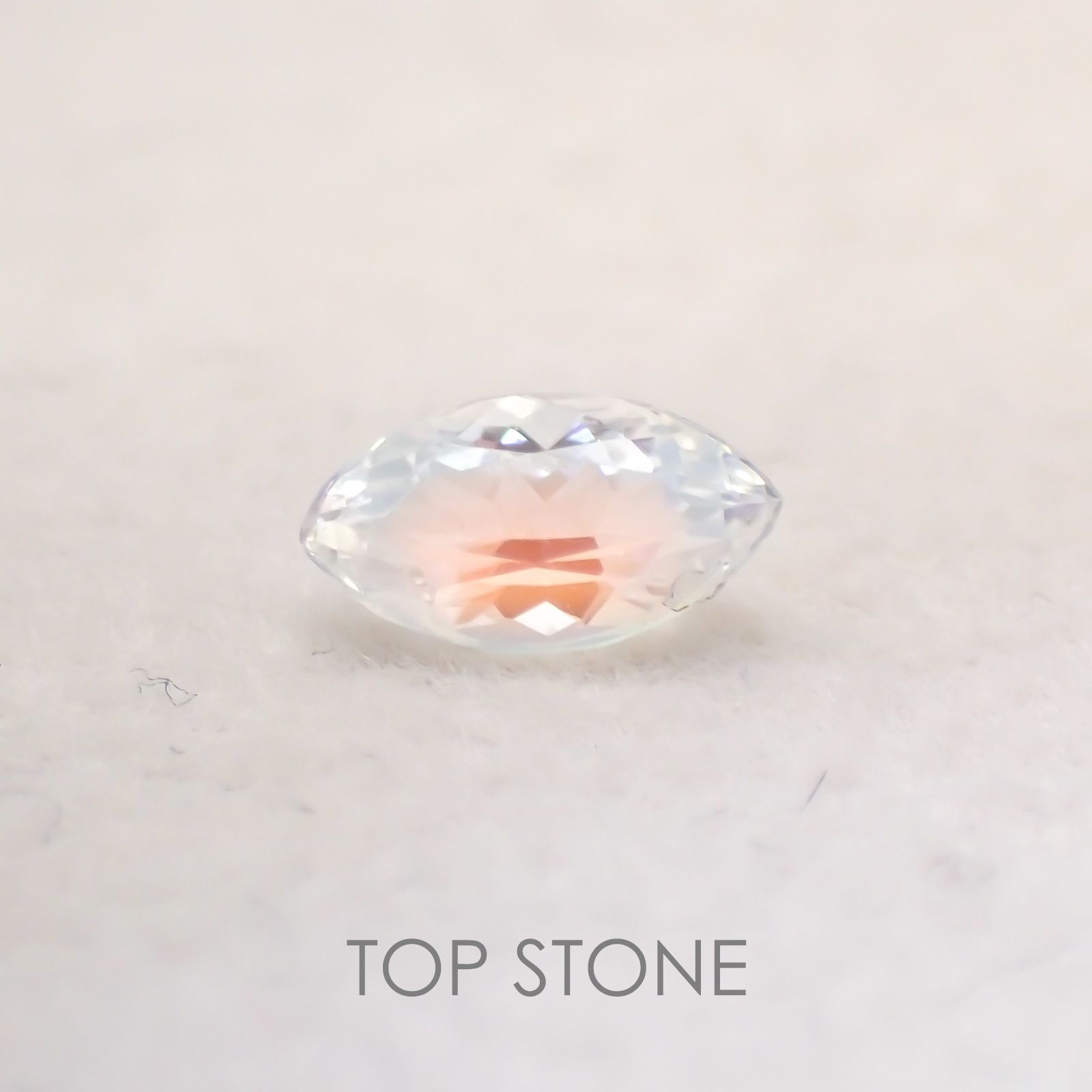 レインボームーンストーン(アンデシンラブラドライト) マダガスカル産 ルース 0.27ct[210310124]5.9×3.2mm前後