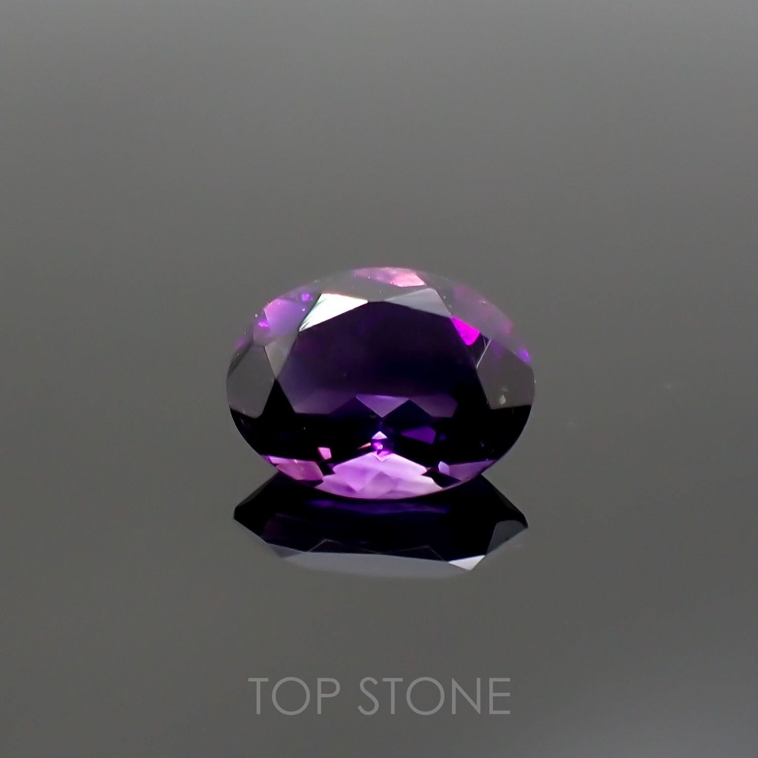 カラーシフトアメジスト(宝石名アメシスト)ブラジル/ウルグアイ産 1.57ct 識別済[220113965]9x7.1mm前後