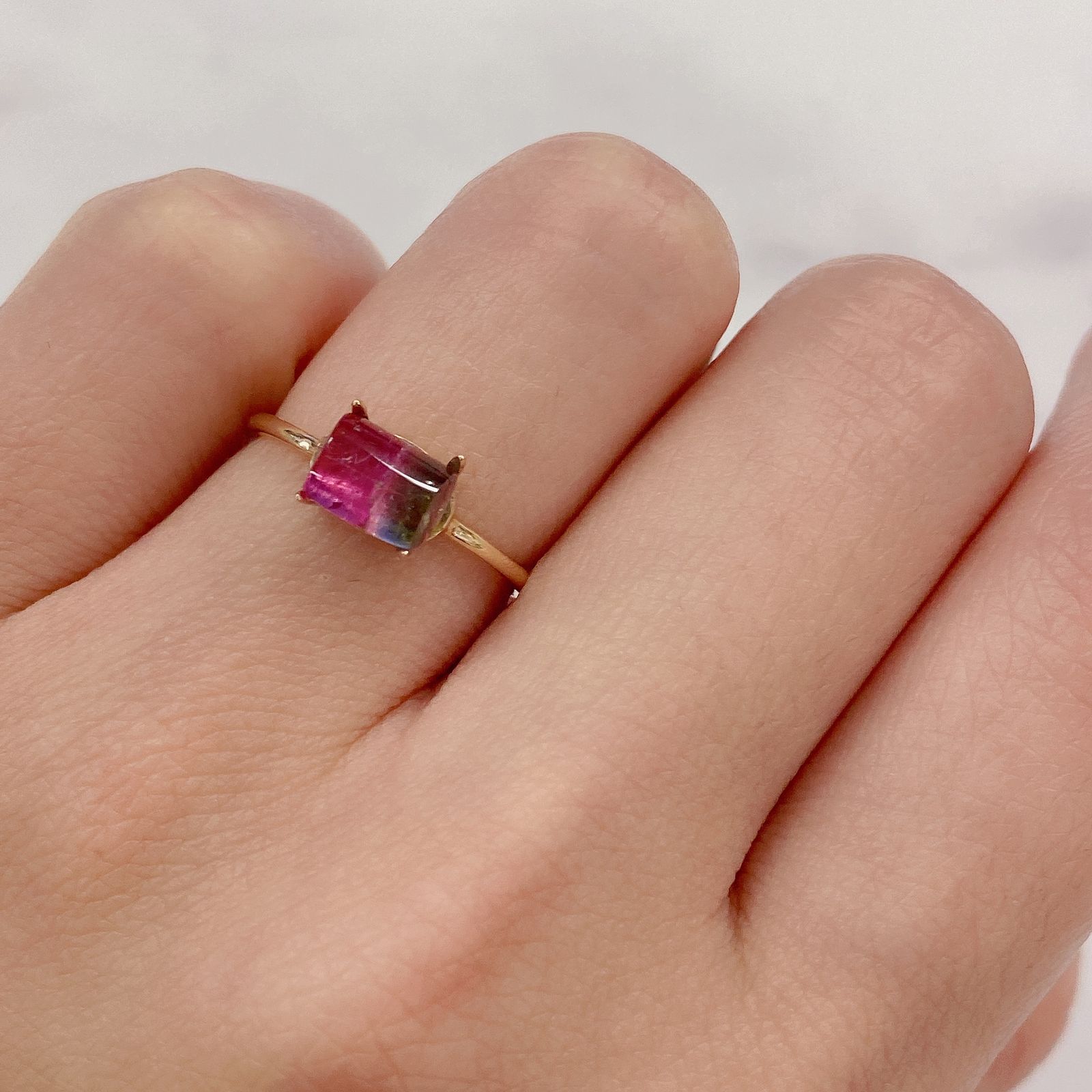 トリカラートルマリン(宝石名トリカラー・トルマリン) ブラジル産 1.19ct 識別済[20084838]7×4.8mm前後