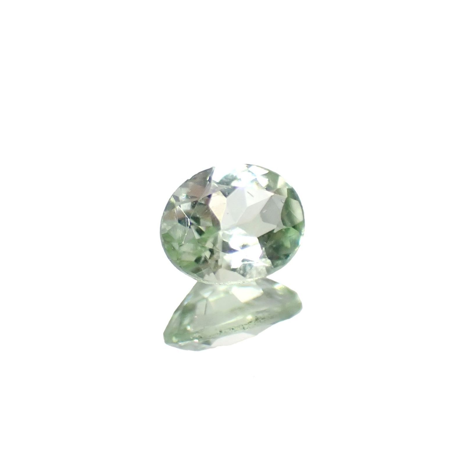 ミントペリドット パキスタン/ノルウェー産 0.40ct / 5.2x4.2mm前後 [250730640]