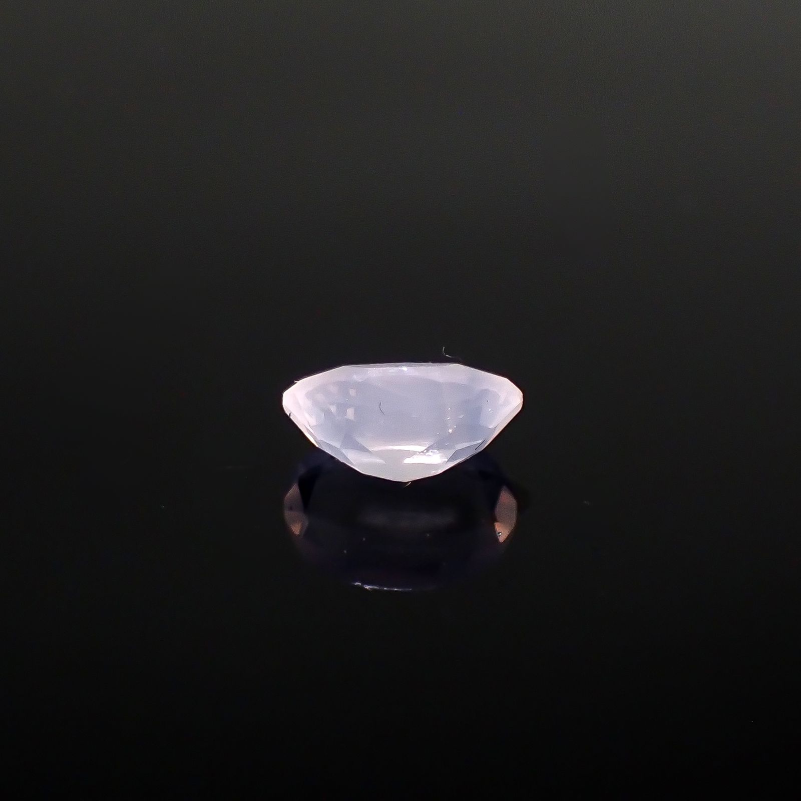 ムーンストーン(宝石名オーソクレース)インド/スリランカ産 0.62ct 識別済[240527729]7x5mm前後