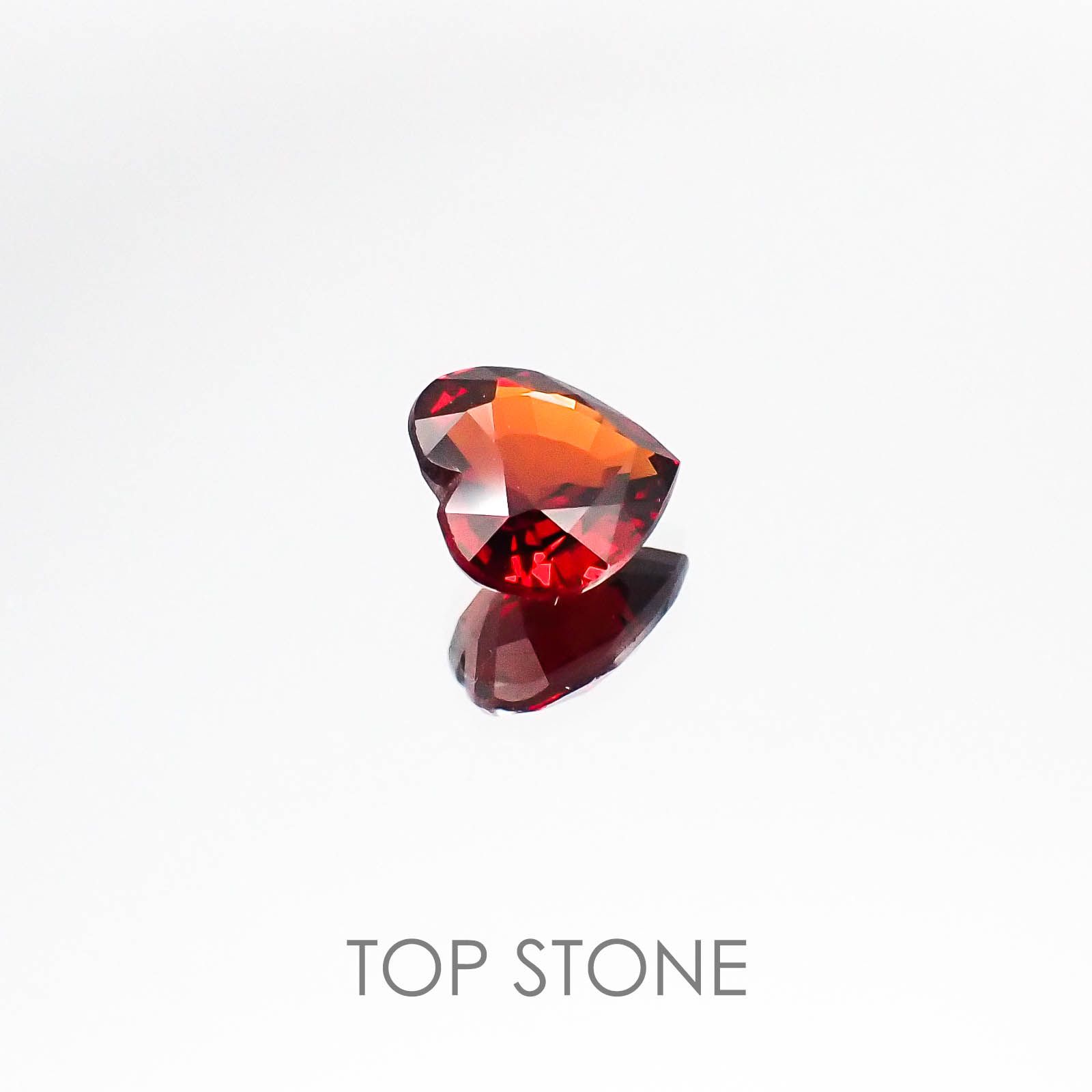 アルマンディンスペサルティンガーネット マダガスカル産 ルース 2.05ct[20073709]7.9×7.9mm前後