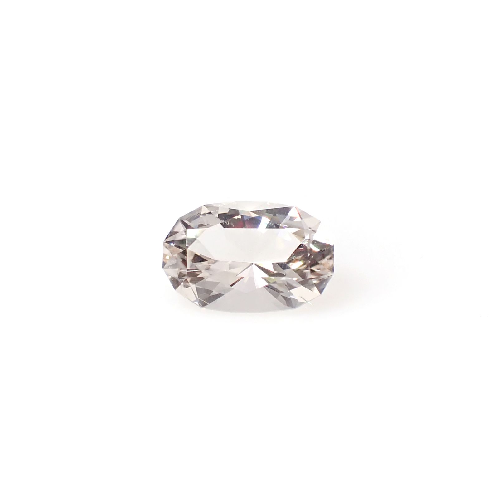 ◇カスタムカット◇スキャポライト フルオレッセンス モザンビーク産 4.28ct[240929133]13.3x8.8mm前後