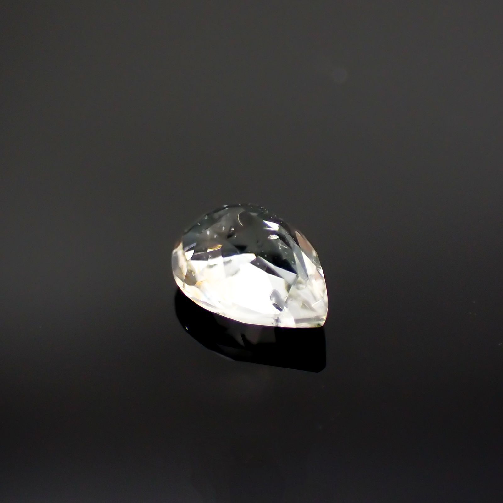 ハイアライトオパール(宝石名オパール) メキシコ産 0.160ct ソ付(彩珠)[210712058]4.5×3.3mm前後