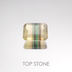バイカラーフローライト ブラジル産 ルース 3.5ct[21028516]10×8.1mm前後