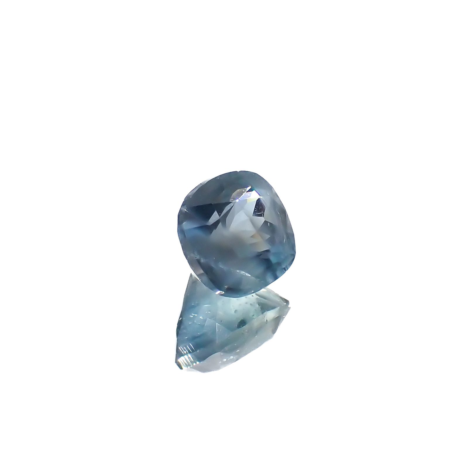 アパタイト キャッツアイ フルオレッセンス ジンバブエ産 3.07ct[240527583]8.4x7.9mm前後