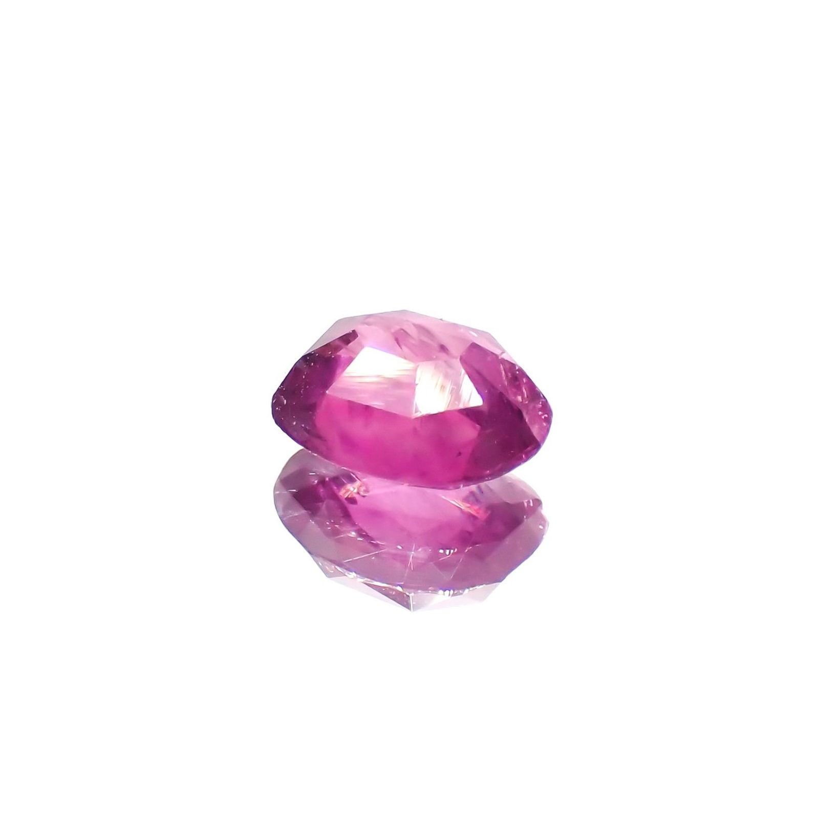 パープルサファイア パキスタン・カシミール産 0.68ct[230119876]5.7x4.6mm前後
