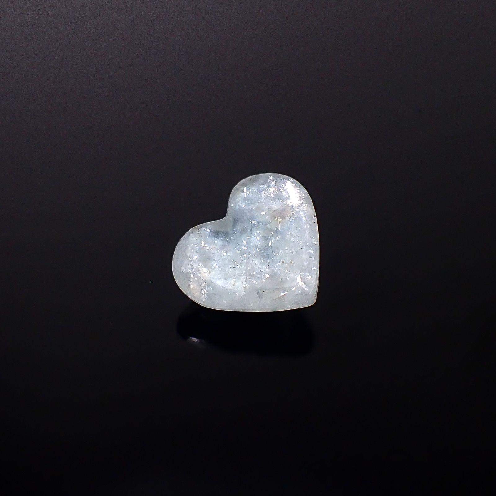 イリデッセンスアクアマリン ブラジル産 2.38ct / 8.7x9.8mm前後 [250730850]