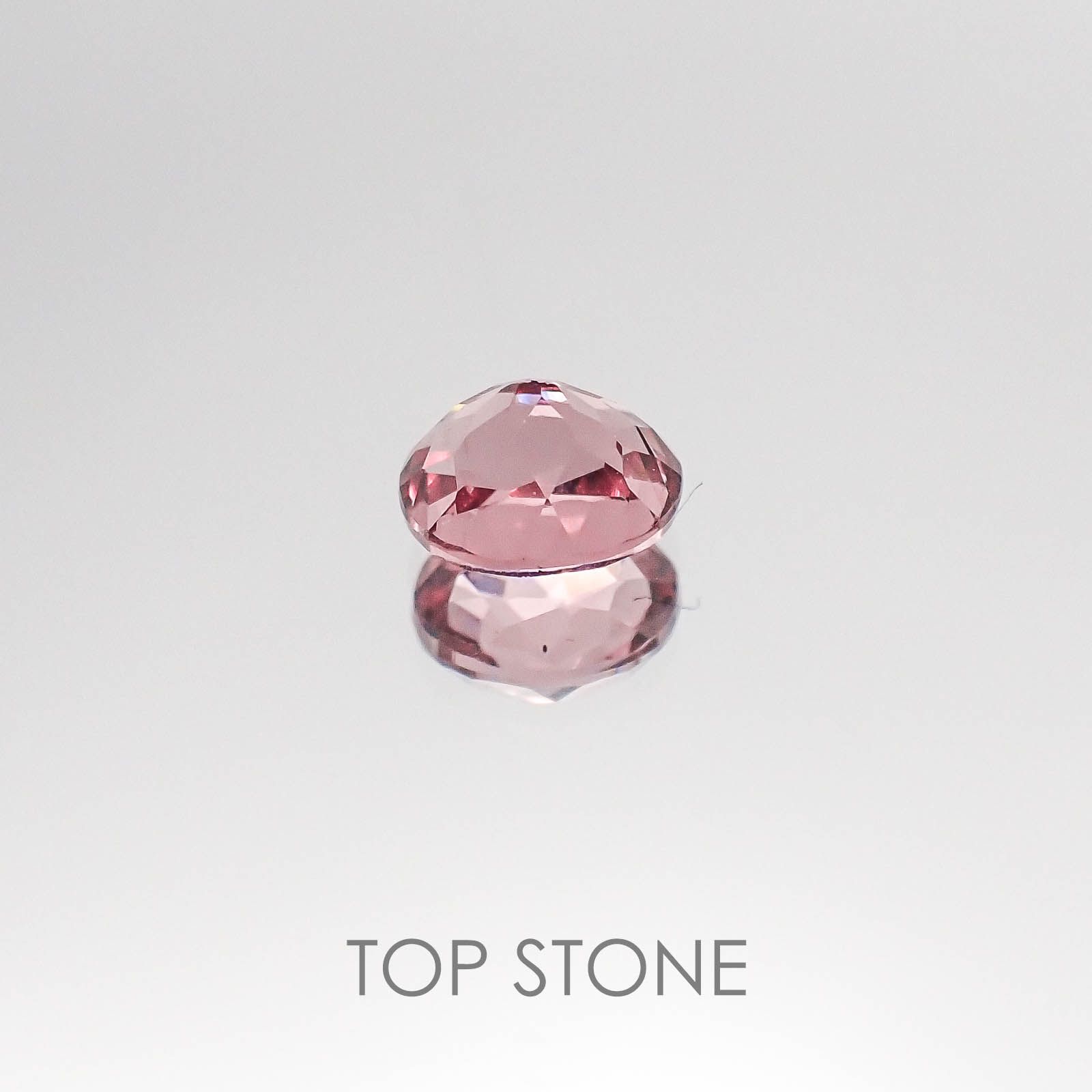 カラーチェンジマラヤガーネット タンザニア産 ルース 1.18ct[20074274]6.4×5.4mm前後