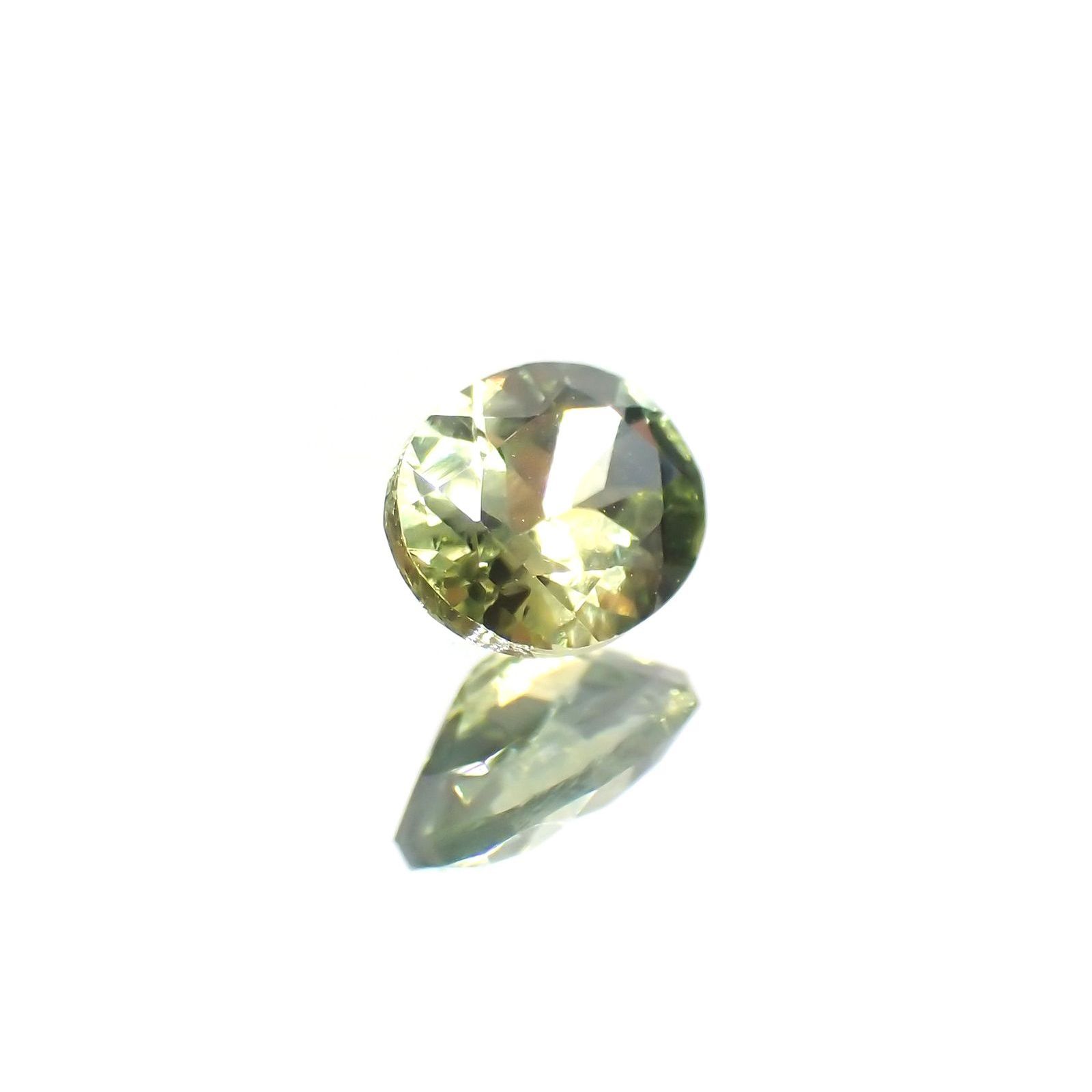 モンタナサファイア(宝石名サファイア)アメリカ・モンタナ州産 識別済 0.49ct / 5.2x4.1mm前後 [260414014]