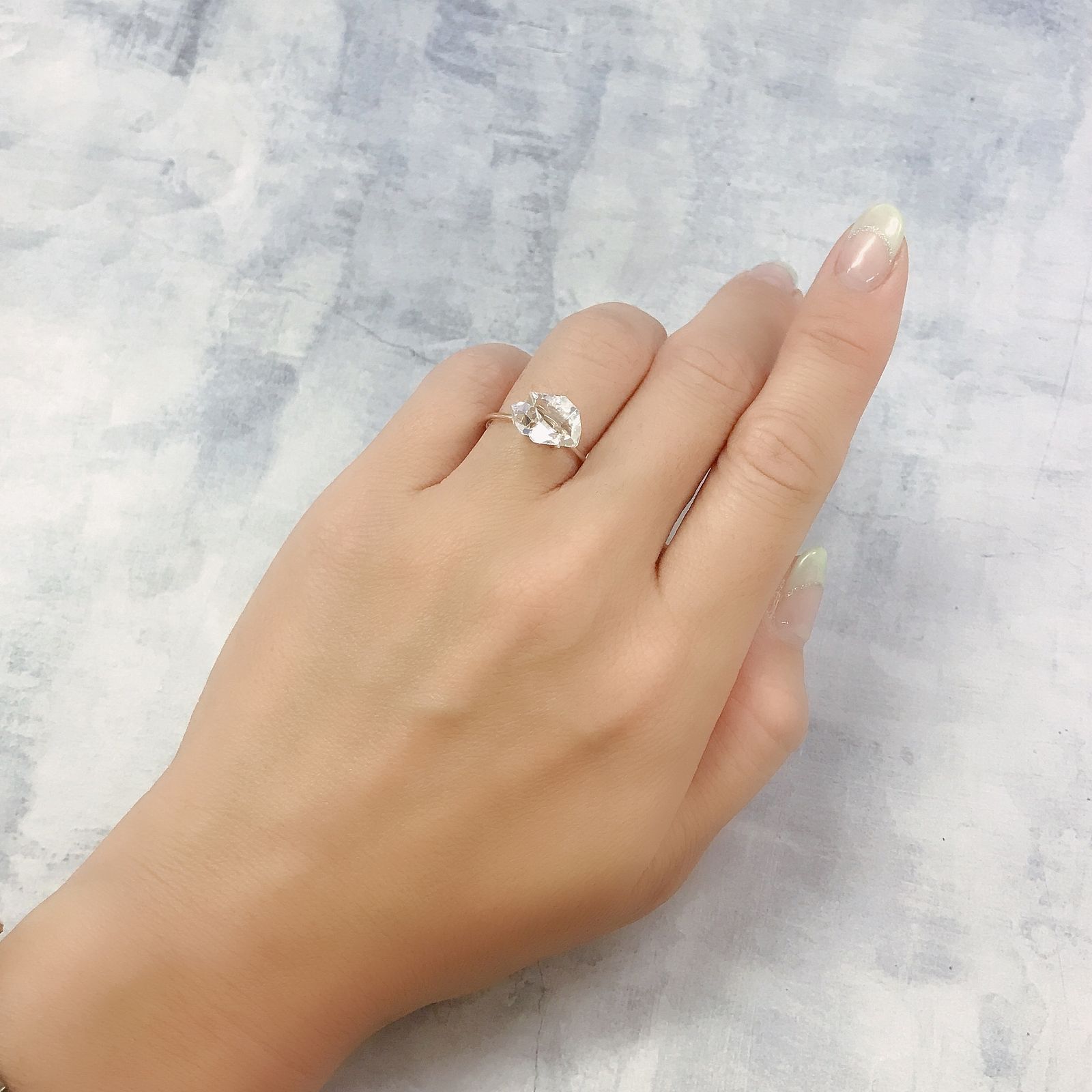 ハーキマーダイヤモンド 原石 アメリカ・ニューヨーク州産 3.15ct[220817378]10.8x8.8mm前後