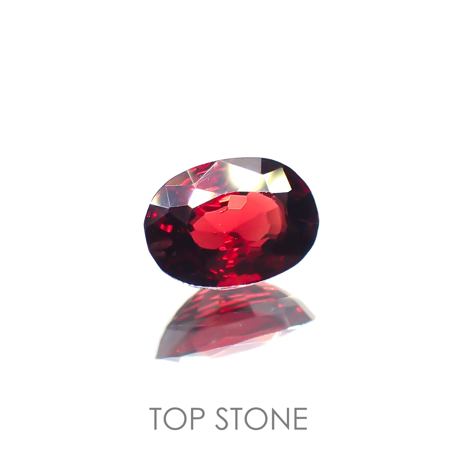 レッドスピネル(宝石名レッド・スピネル) タンザニア産 0.919ct ソ付(彩珠)[20085152]7.1×5.1mm前後