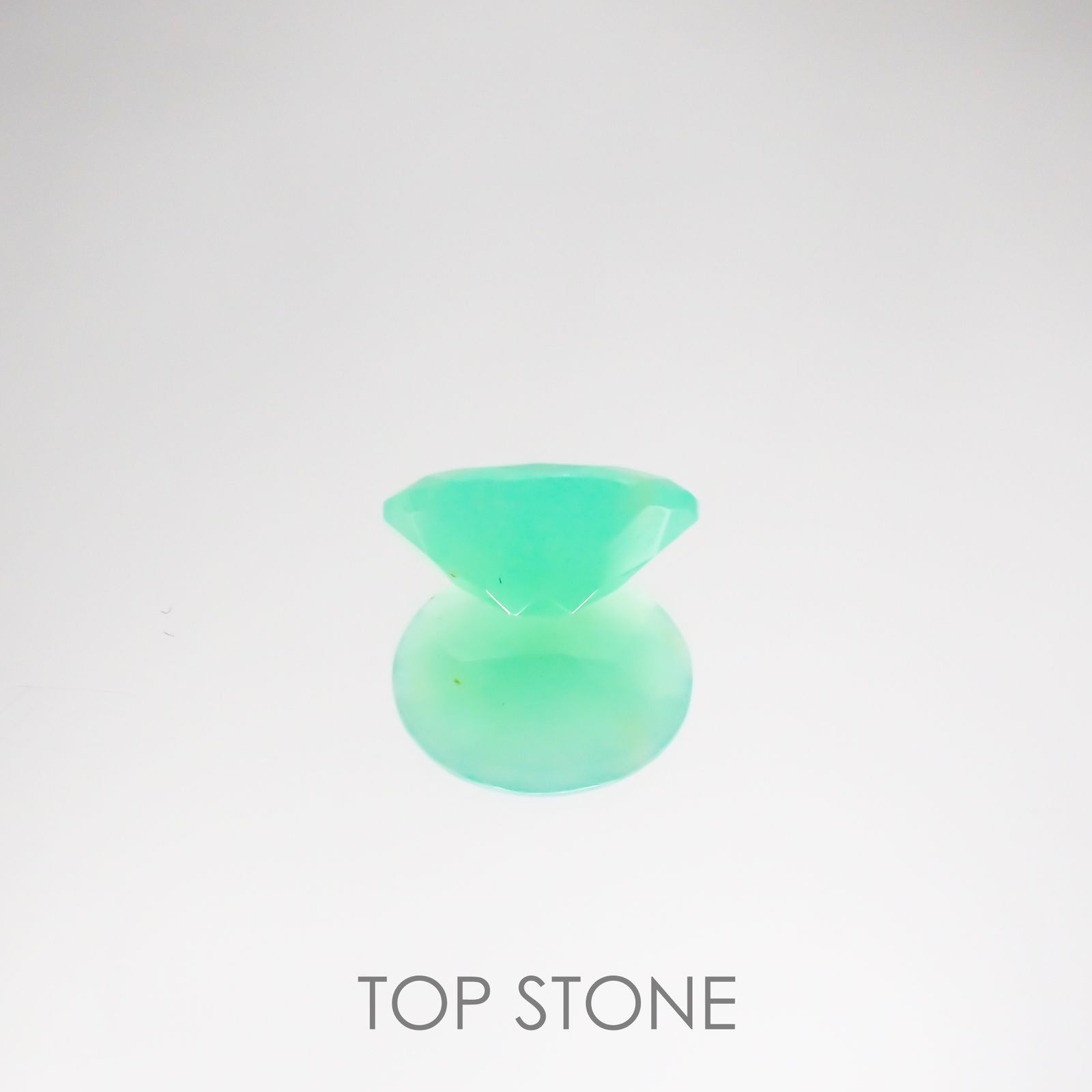 グリーンオパール(宝石名コモンオパール) 南アフリカ産 1.16ct 識別済[210611388]8.9×7mm前後