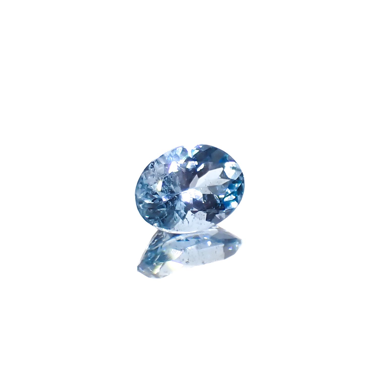 アクアマリン サンタマリアカラー マダガスカル産 0.85ct[240326972]7.4x5.5mm前後