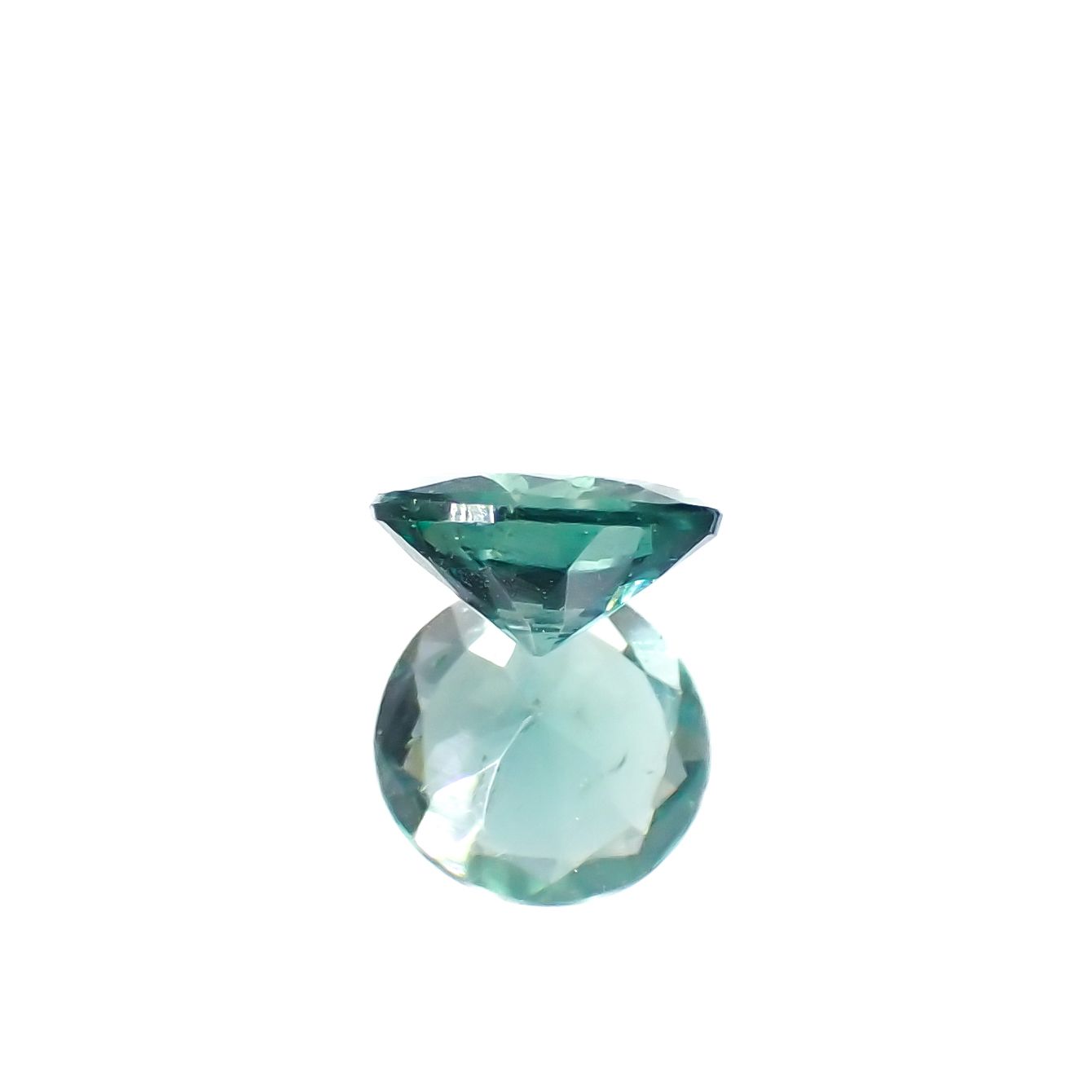 ノーブルモロキサイト マダガスカル産 0.62ct[240326538]5.8x5.6mm前後