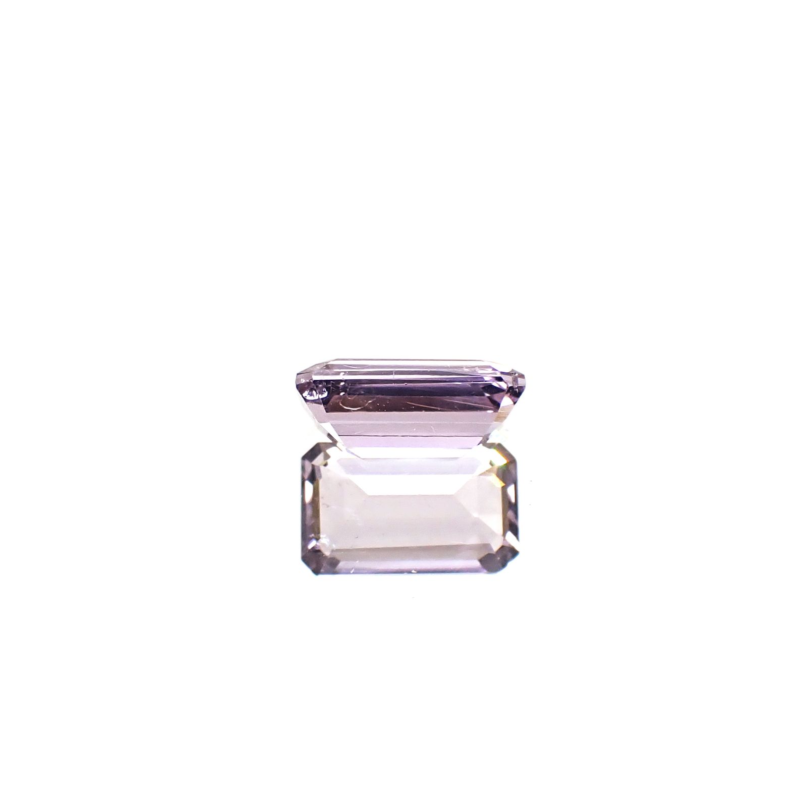 マリアライト フルオレッセンス(宝石名スキャポライト)スリランカ産 1.06ct 識別済[250330045]8x4.8mm前後