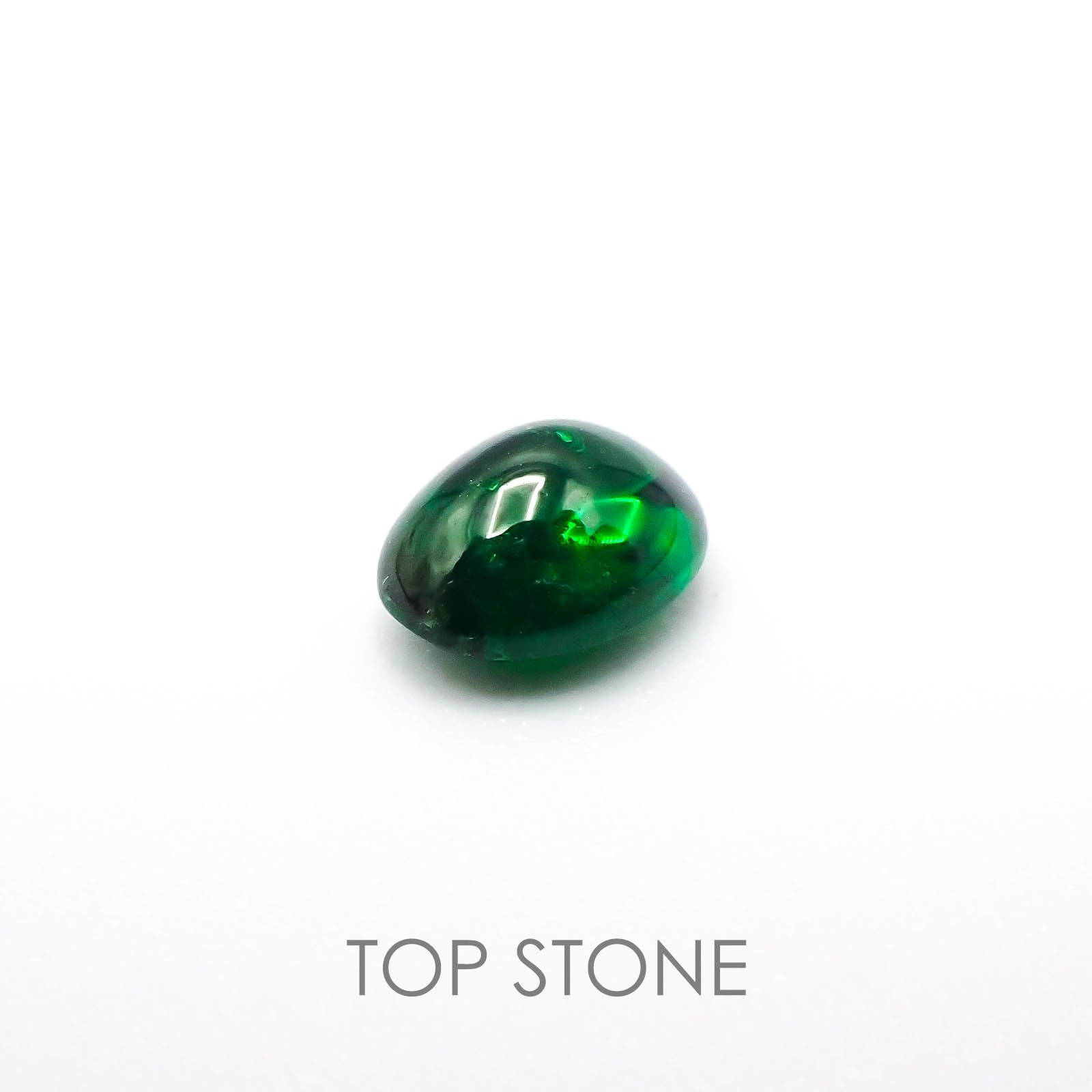 ツァボライト(宝石名グリーン グロッシュラー・ガーネット)タンザニア産 1.69ct 識別済[220717138]7.8x6mm前後