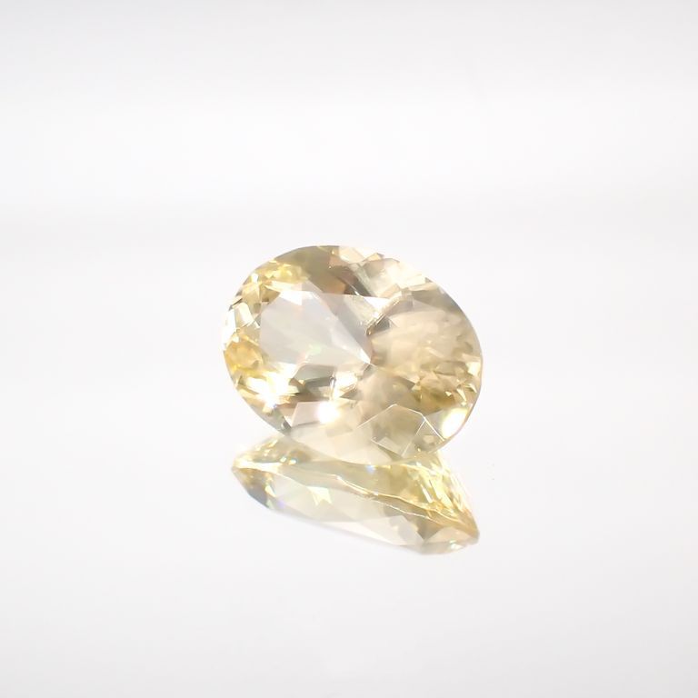アラゴナイト フォスフォレッセンス(宝石名フォスフォレッセンス・アラゴナイト)チェコ共和国産 9.188ct ソ付(彩珠)[221018678]15.9x11.7mm前後