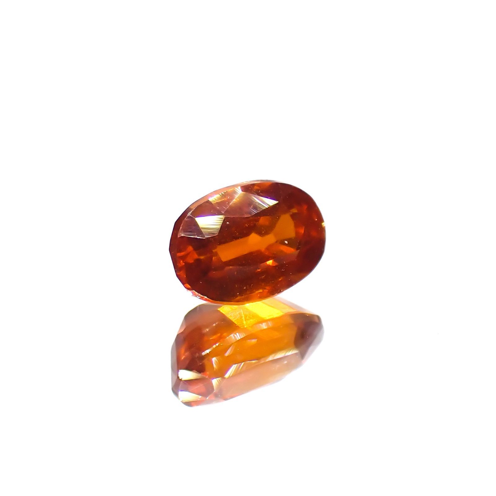 オレンジカイヤナイト ネパール産 0.75ct[230220582]6.1x4mm前後
