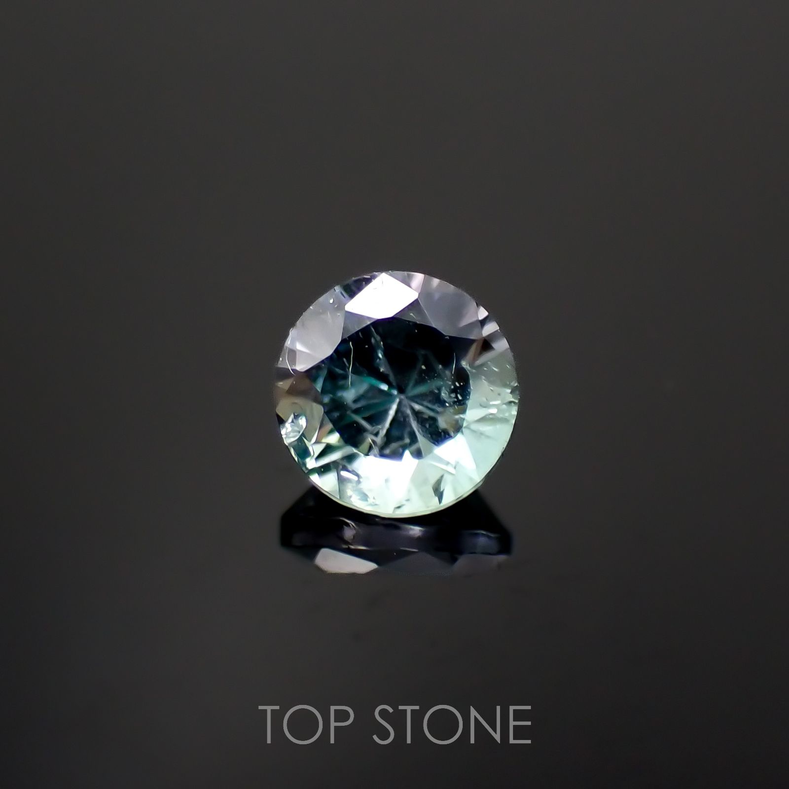 ブルーグリーンコーネルピン(宝石名コーネルピン)タンザニア産 0.29ct 識別済[221219228]4x4mm前後