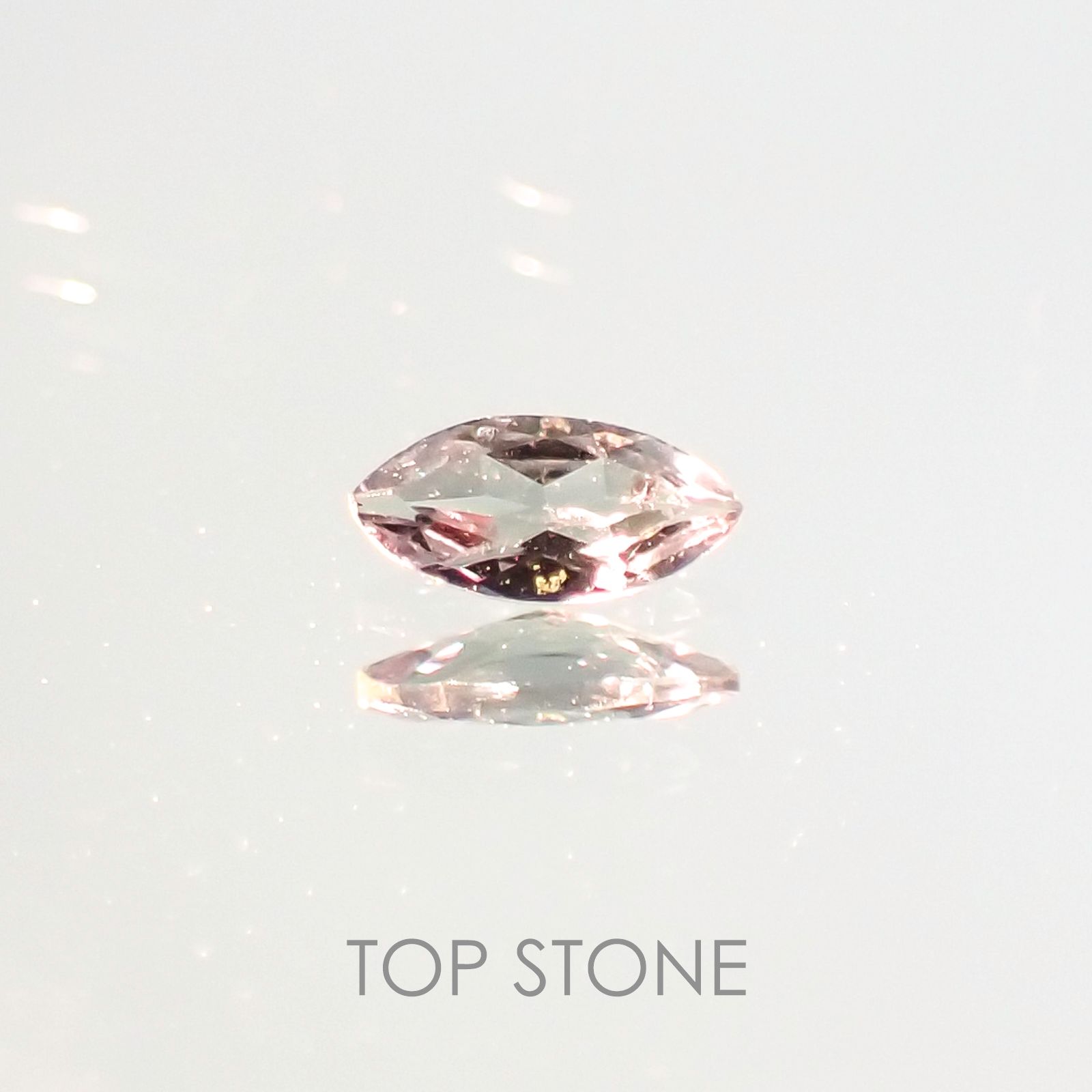 カラーチェンジガーネット(アレキタイプ) マダガスカル・ベキリー産 ルース 0.074ct[20106589]4.1×2.1mm前後