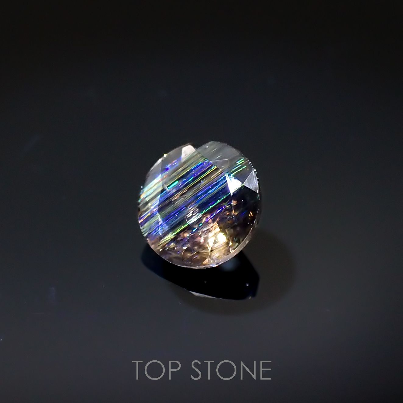 レインボースキャポライト ブラジル産 0.35ct[221018330]4.9x4.8mm前後
