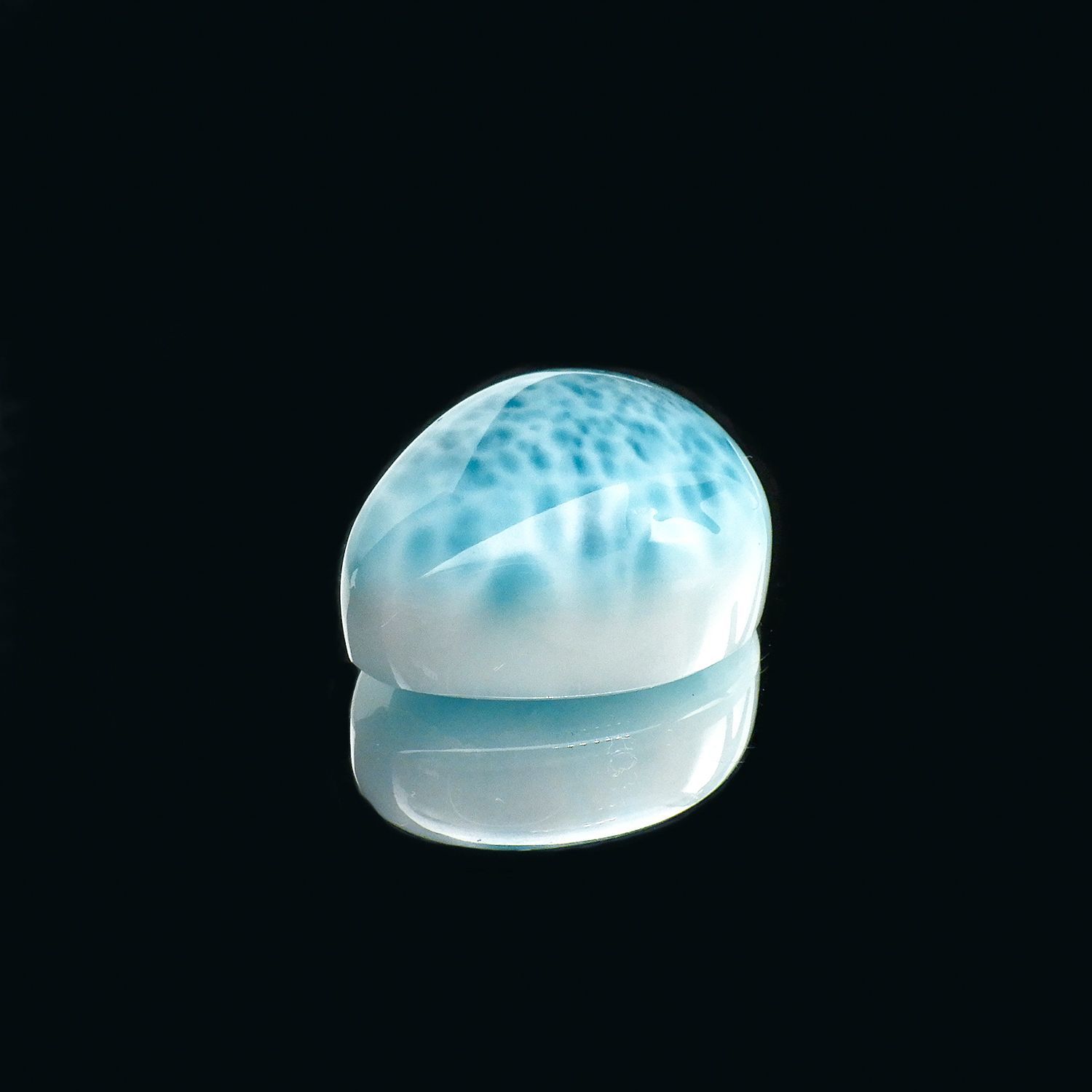 ラリマー(宝石名ブルー・ペクトライト) ドミニカ共和国産 29.38ct 識別済[210712096]20.3×16.9mm前後