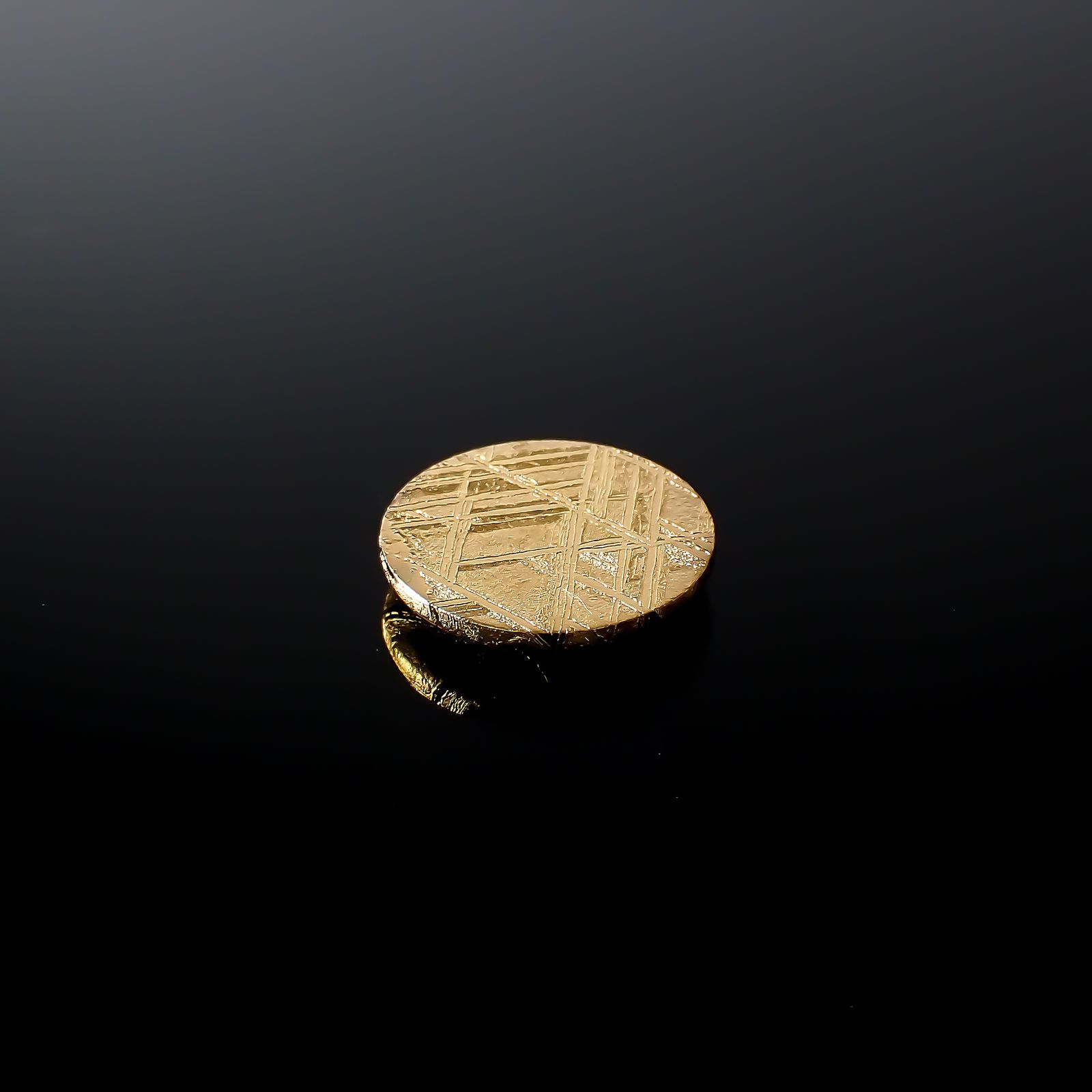 ムオニナルスタ隕石 発見地:スウェーデン 14.54ct[240125809]14.9x14.9mm前後