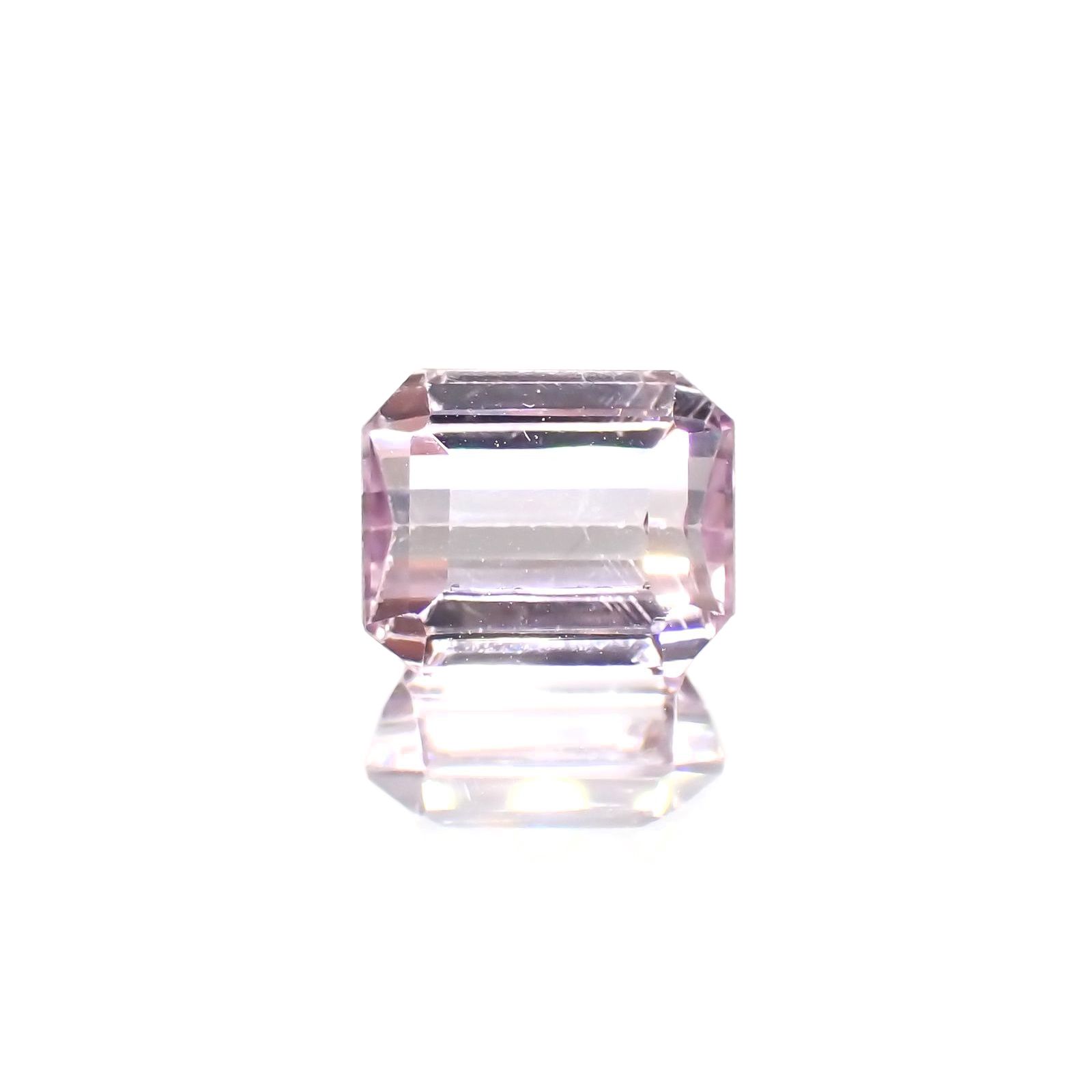 クンツァイト(宝石名クンツァイト)アフガニスタン産 3.76ct 識別済[250115230]9.3x7.8mm前後