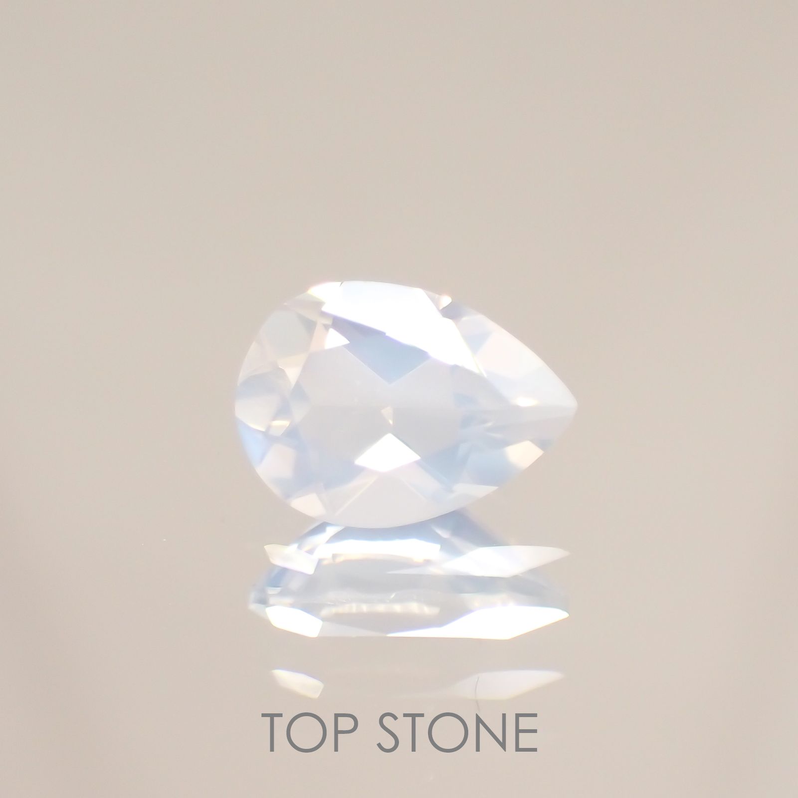 ムーンストーン(宝石名ムーンストーン)インド/スリランカ産 0.57ct 識別済[211113670]7x5mm前後