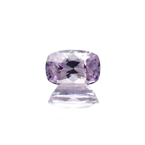 ラベンダーサファイア(宝石名サファイア)スリランカ/マダガスカル産 0.70ct 識別済[250817479]5.8x3.9mm前後