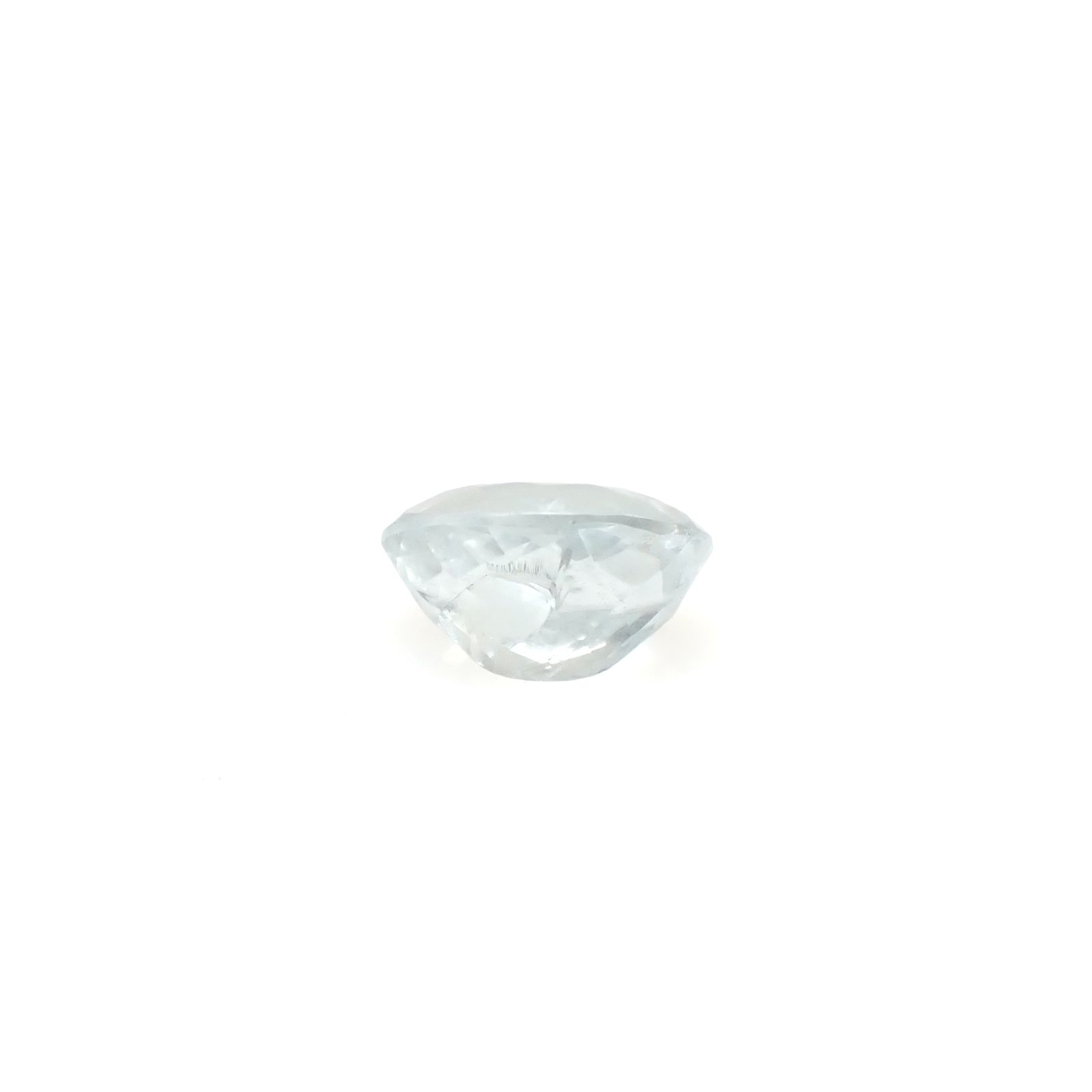 レインボーアクアマリン ブラジル産 3.81ct [250330147]11.5x8.6mm前後