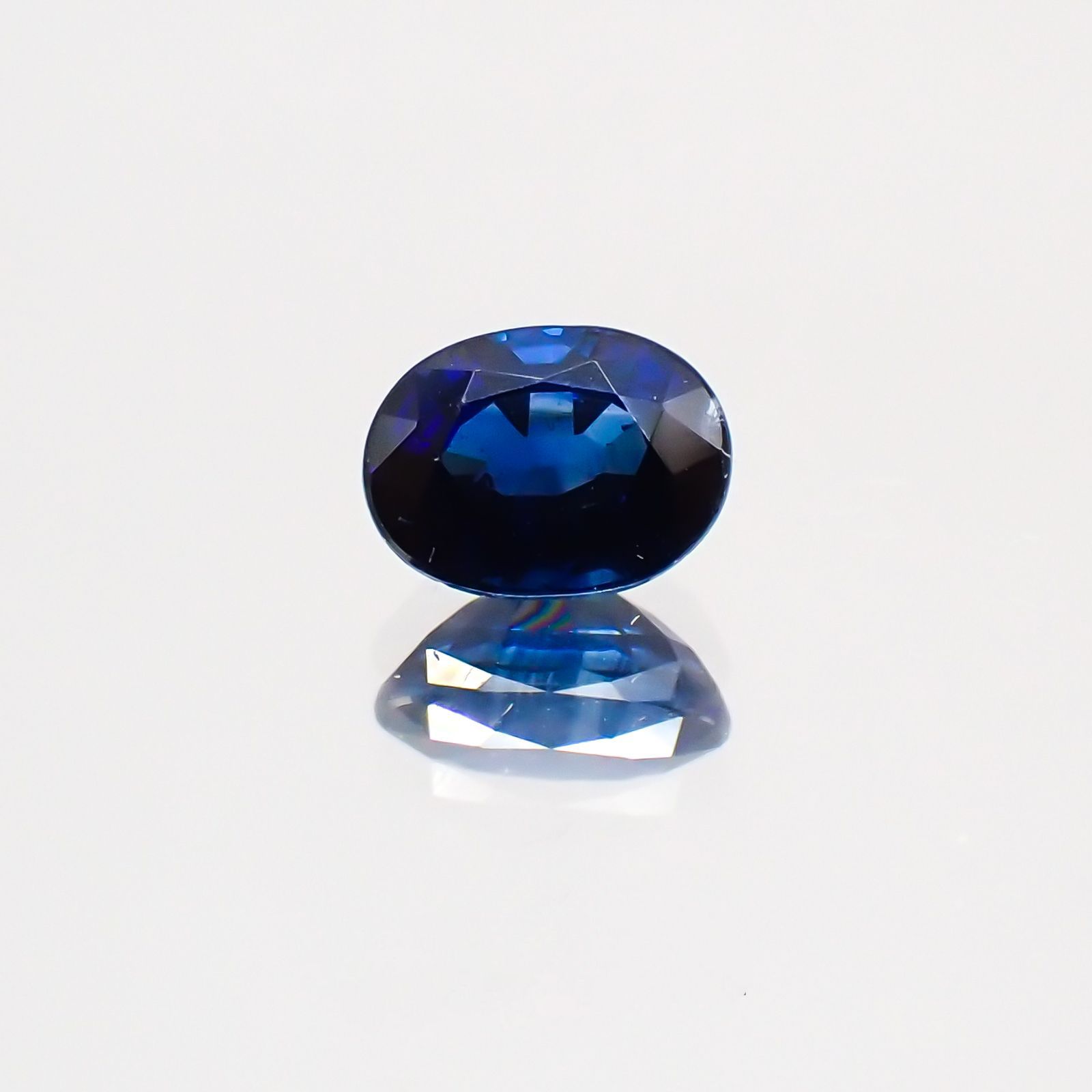サファイア マダガスカル・スリランカ産 ルース 0.52ct[21038712]5.2×3.8mm前後