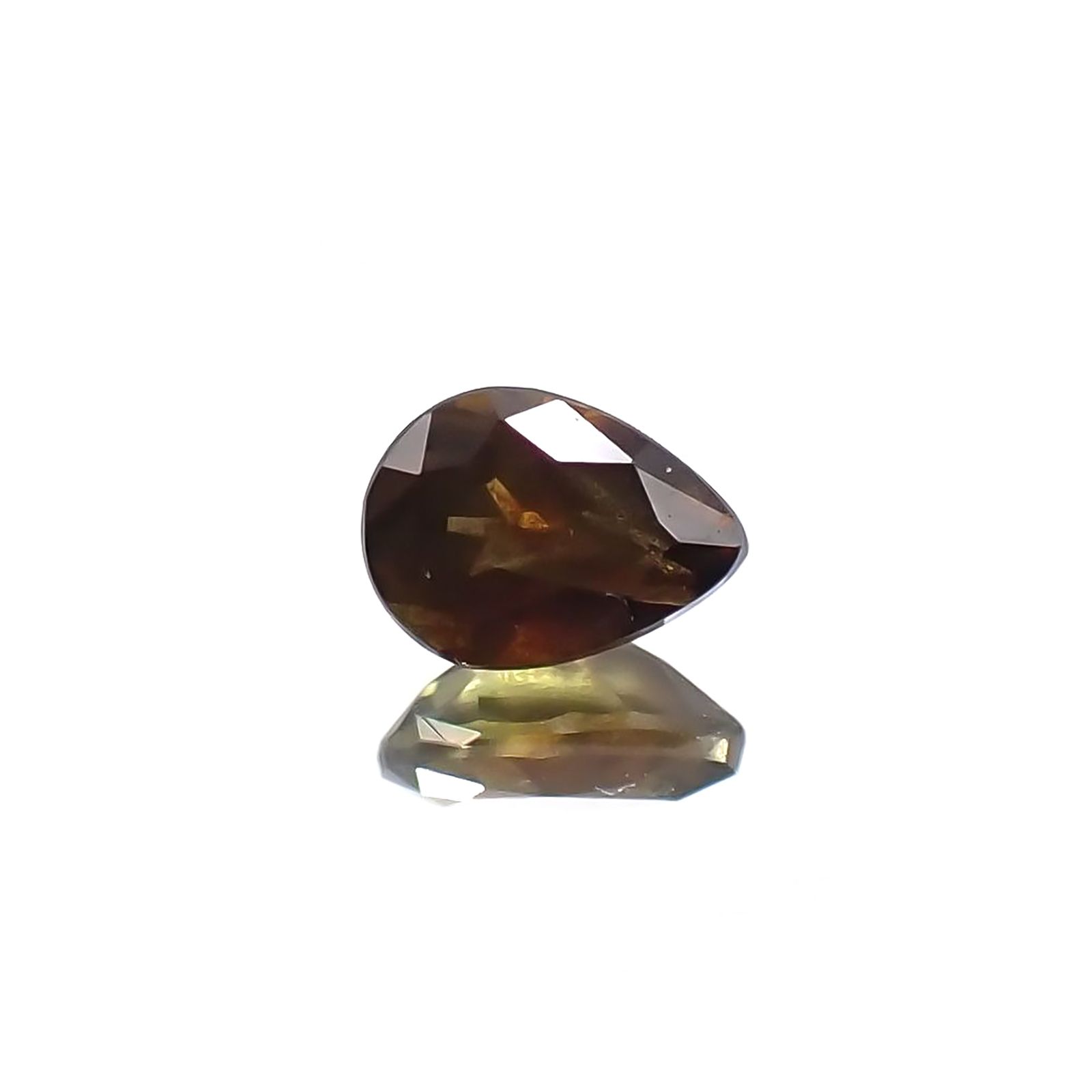 ゴールドシーンサファイア 非加熱(宝石名シーン・サファイア) ケニア産 0.25ct 識別済[250712074]4.1×3.1mm前後