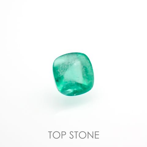 ◇シュガーローフカット◇エメラルド(宝石名エメラルド)コロンビア産 0.49ct 識別済[220115197]4.6x4.6mm前後