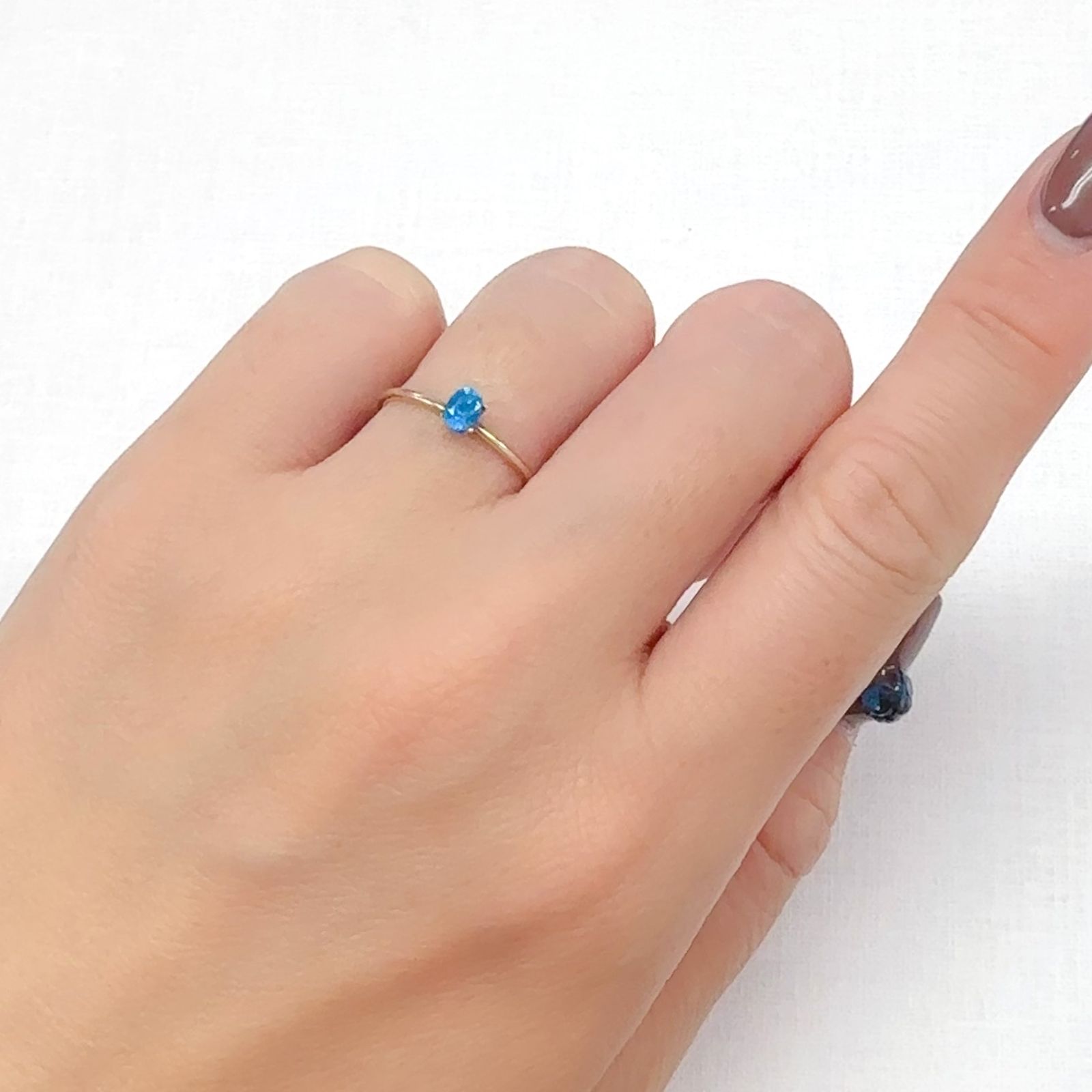 ネオンブルーアパタイト マダガスカル産 0.21ct[240628099]4.1x3mm前後