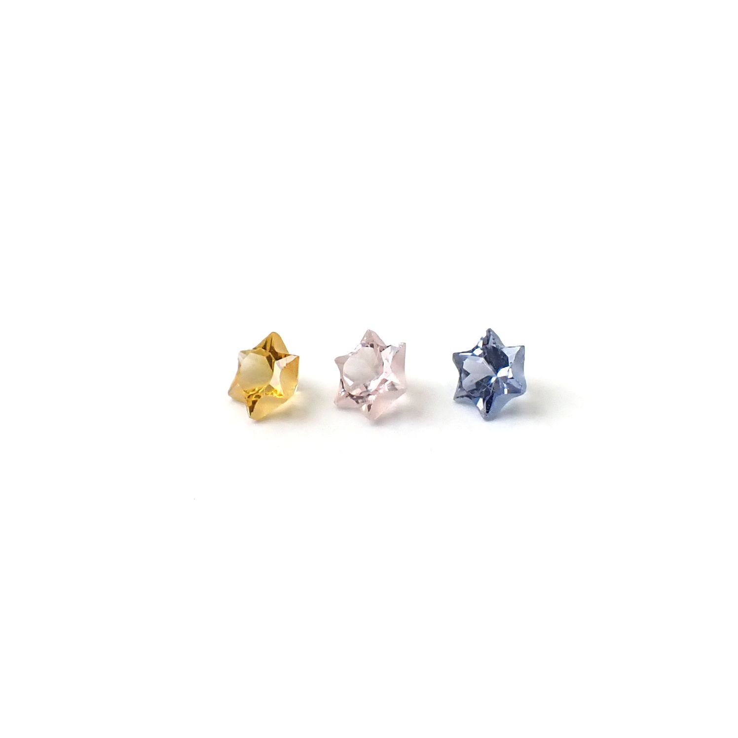 ◇カスタムカット◇サファイア カラーグラデーション3個セット スリランカ/マダガスカル産 0.28ct(3pcs合計) / 3.0-3.1x3.0-3.1mm前後 [260632328]