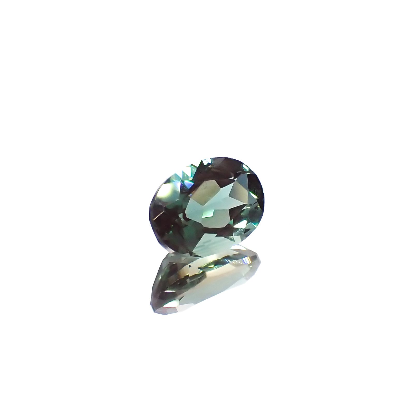 カラーチェンジアンデシン モンゴル産 0.77ct[240226328]7.1x4.9mm前後