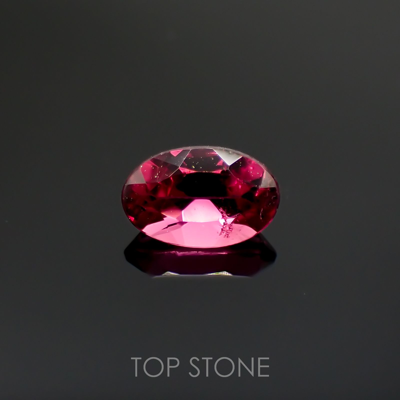 ルベライト ブラジル・ミナスジェライス州産 0.46ct[221018302]5.8x3.7mm前後