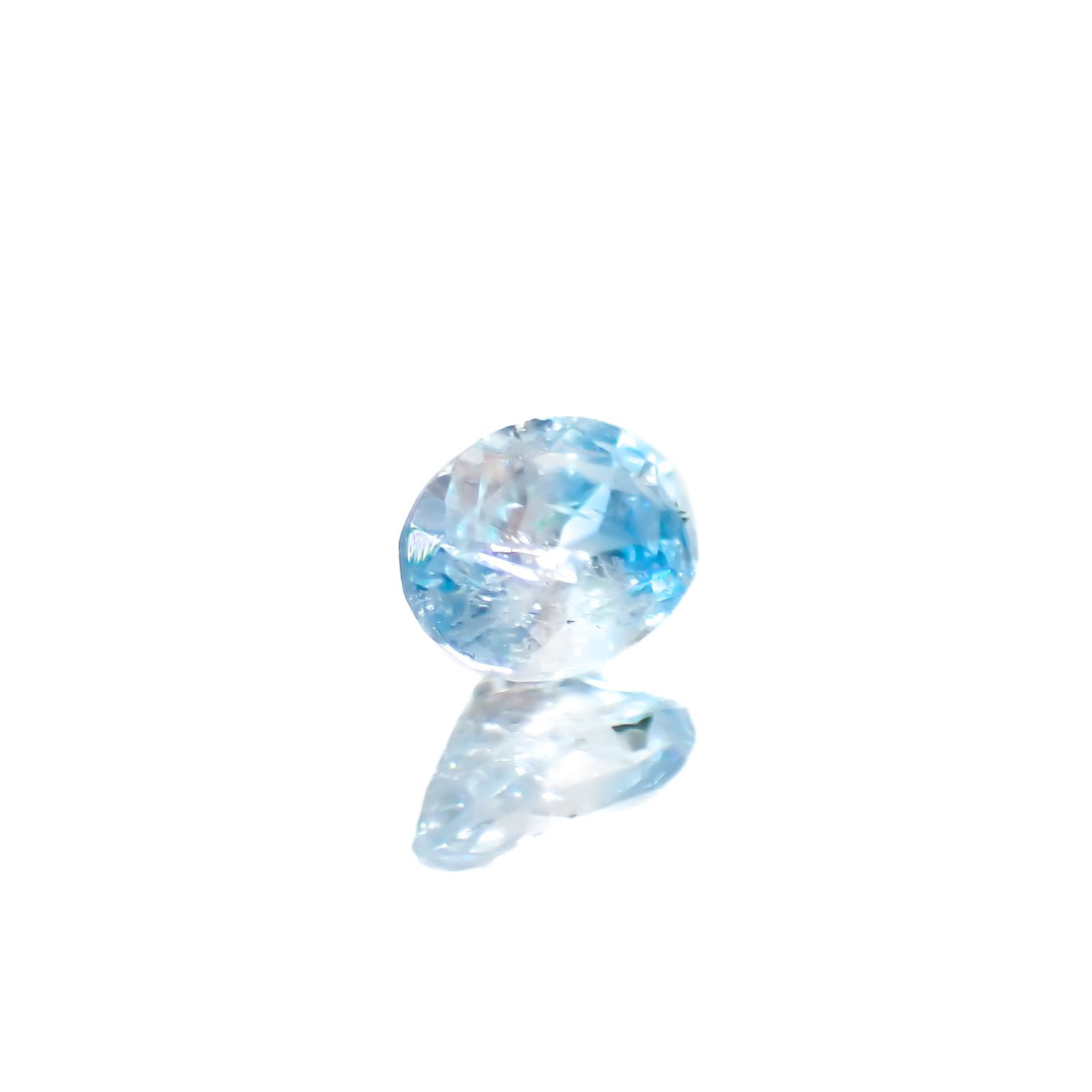 ユークレース(宝石名ユークレース)ジンバブエ産 0.14ct 識別済[241029231]3.8x2.9mm前後