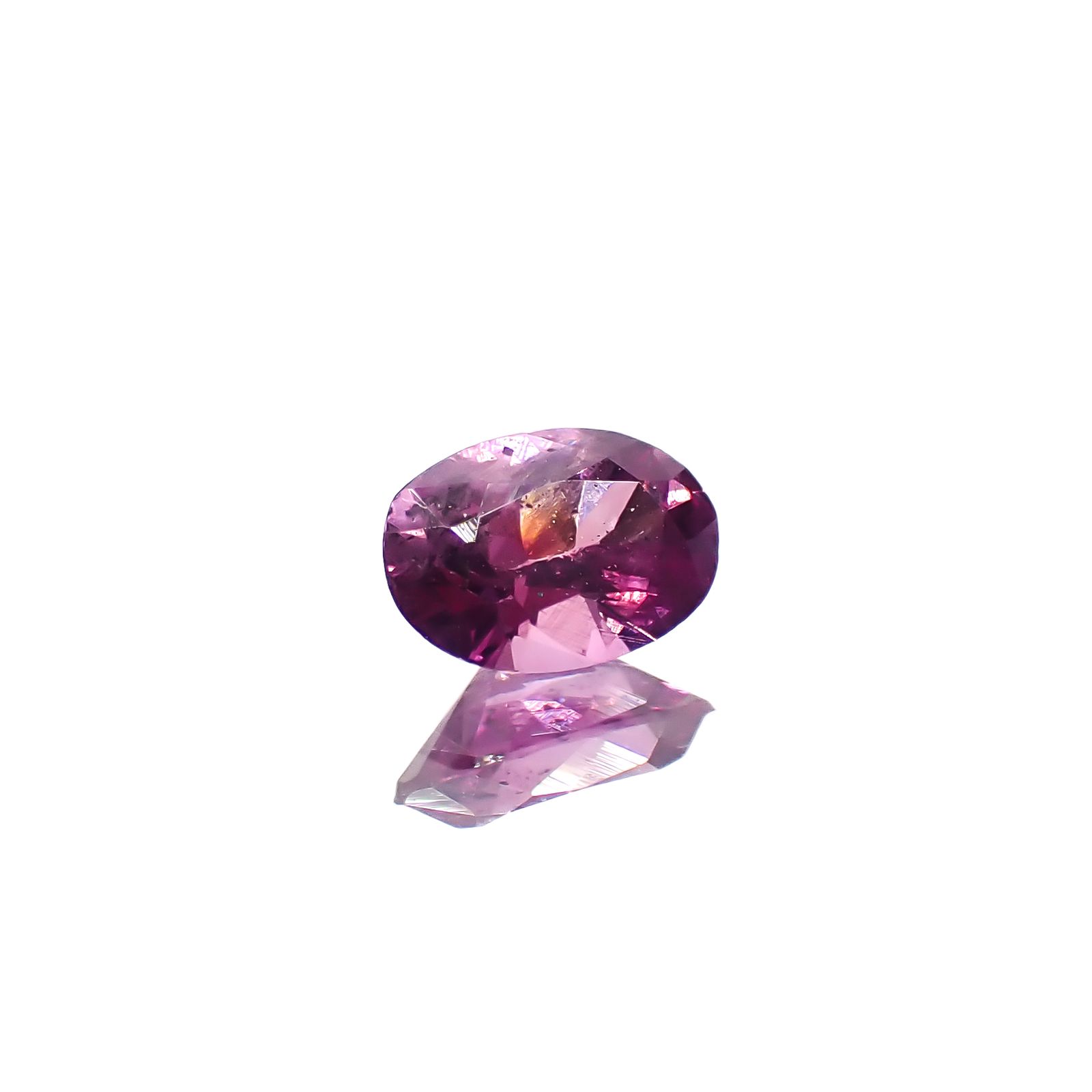 パープルサファイア 非加熱 パキスタン・カシミール地方産 0.28ct[240628400]4.7x3.4mm前後