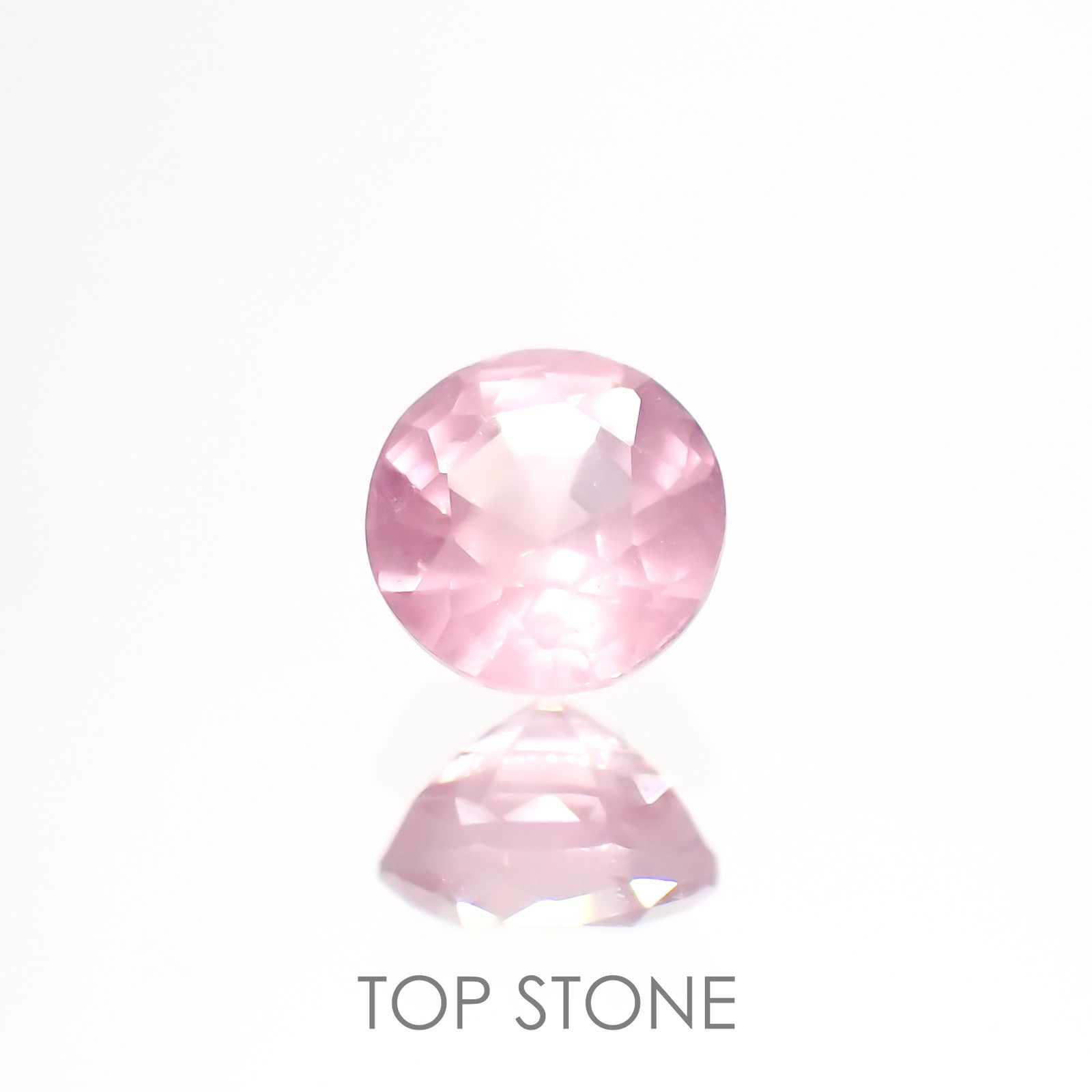 シルキーピンクスピネル(宝石名ピンク・スピネル) タンザニア産 0.46ct 識別済[210812909]4.4×4.4mm前後