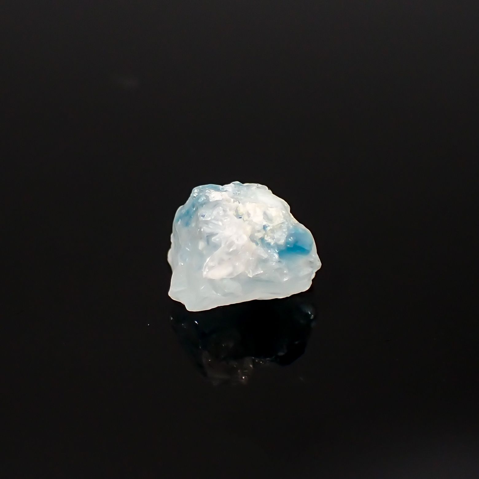 ユークレース 原石 ブラジル産 2.69ct[220515764]9.2x7.3mm前後