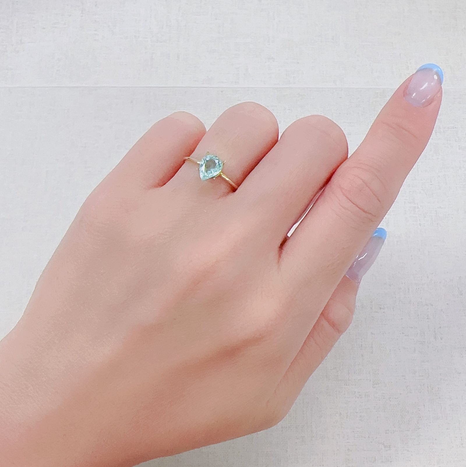 パライバトルマリン(宝石名トルマリン/別名パライバ・トルマリン)モザンビーク産 0.88ct 識別済[230522243]7.7x5.8mm前後