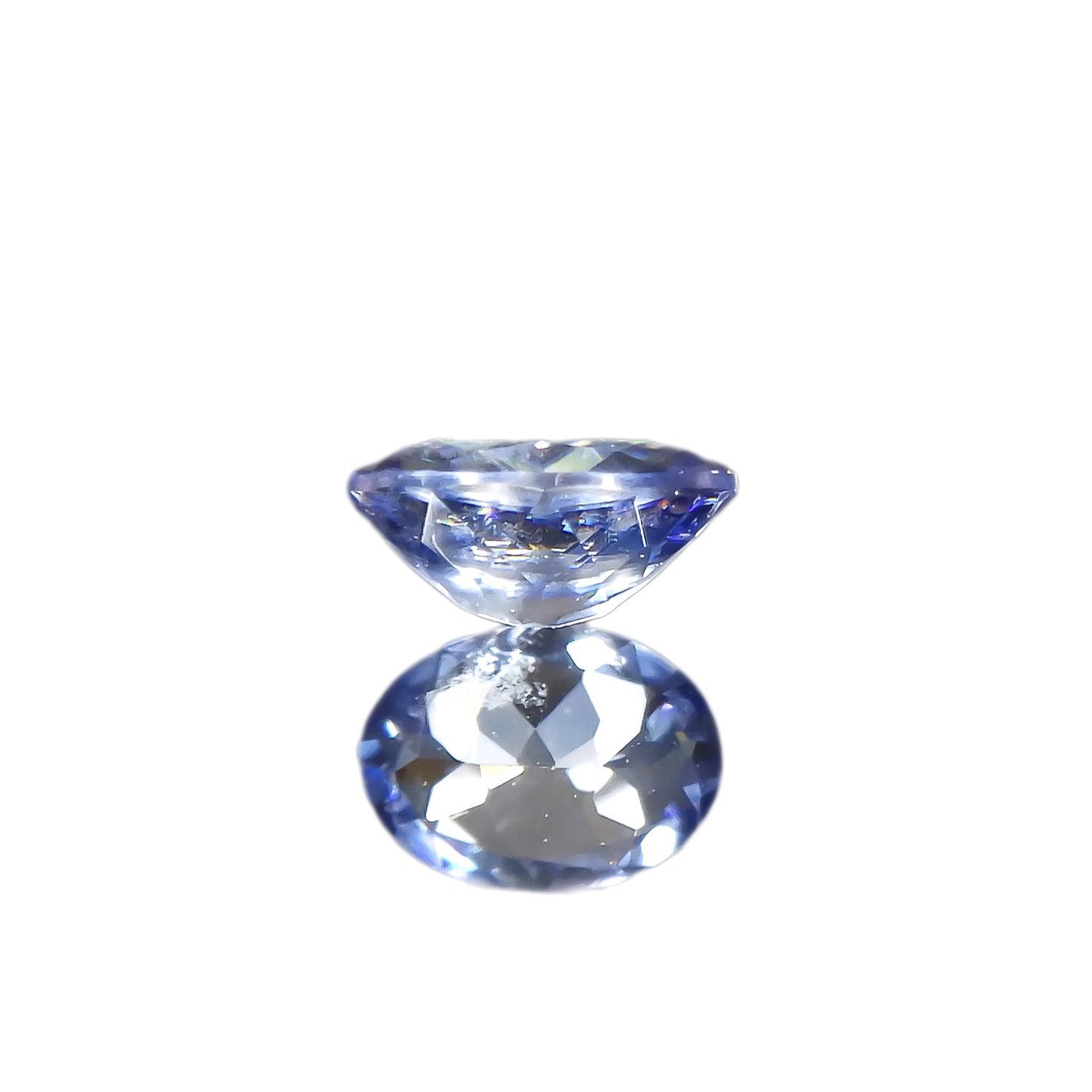 バイカラーベニトアイト アメリカ・カリフォルニア州産 0.13ct [221118971]3.8x2.7mm前後
