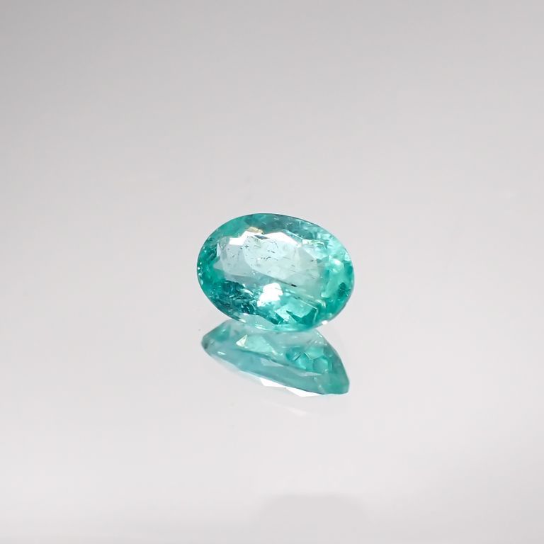 パライバトルマリン(宝石名トルマリン/別名パライバ・トルマリン) ブラジル・キントス鉱山産 0.291ct ソ付(宝貴協)[210711755]5.1×3.7mm前後